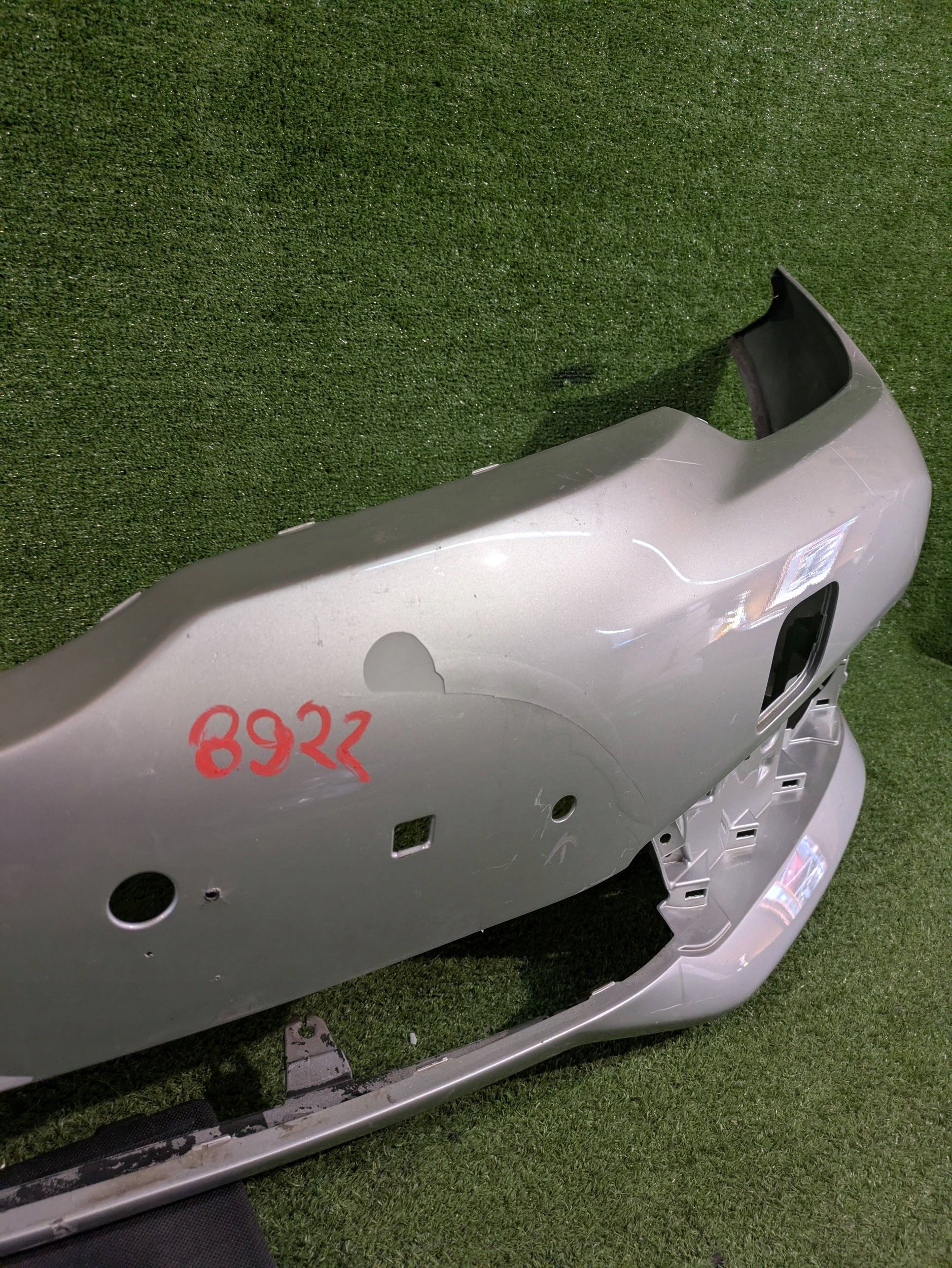front bumper front TOYOTA AURIS II LIFT 15- NR.Z8922
