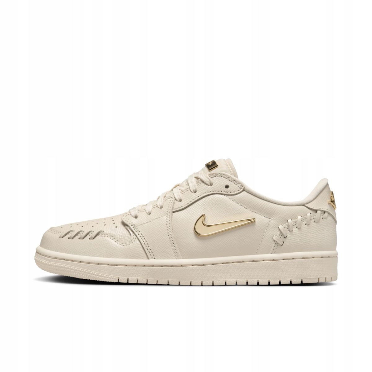 Dámské sportovní basketbalové boty Nike Air Jordan 1 Low FN5032-200 vel. 36