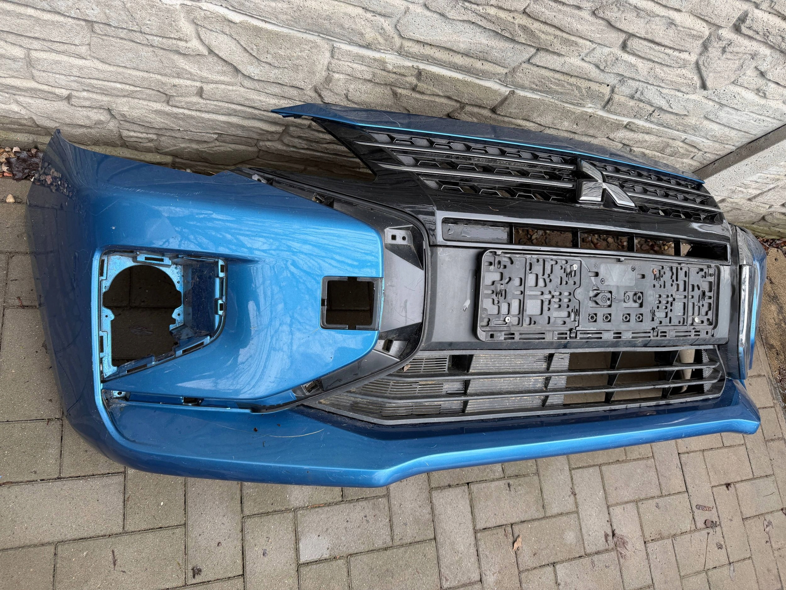 Mitsubishi Space Star 3 III 19- bumper front front