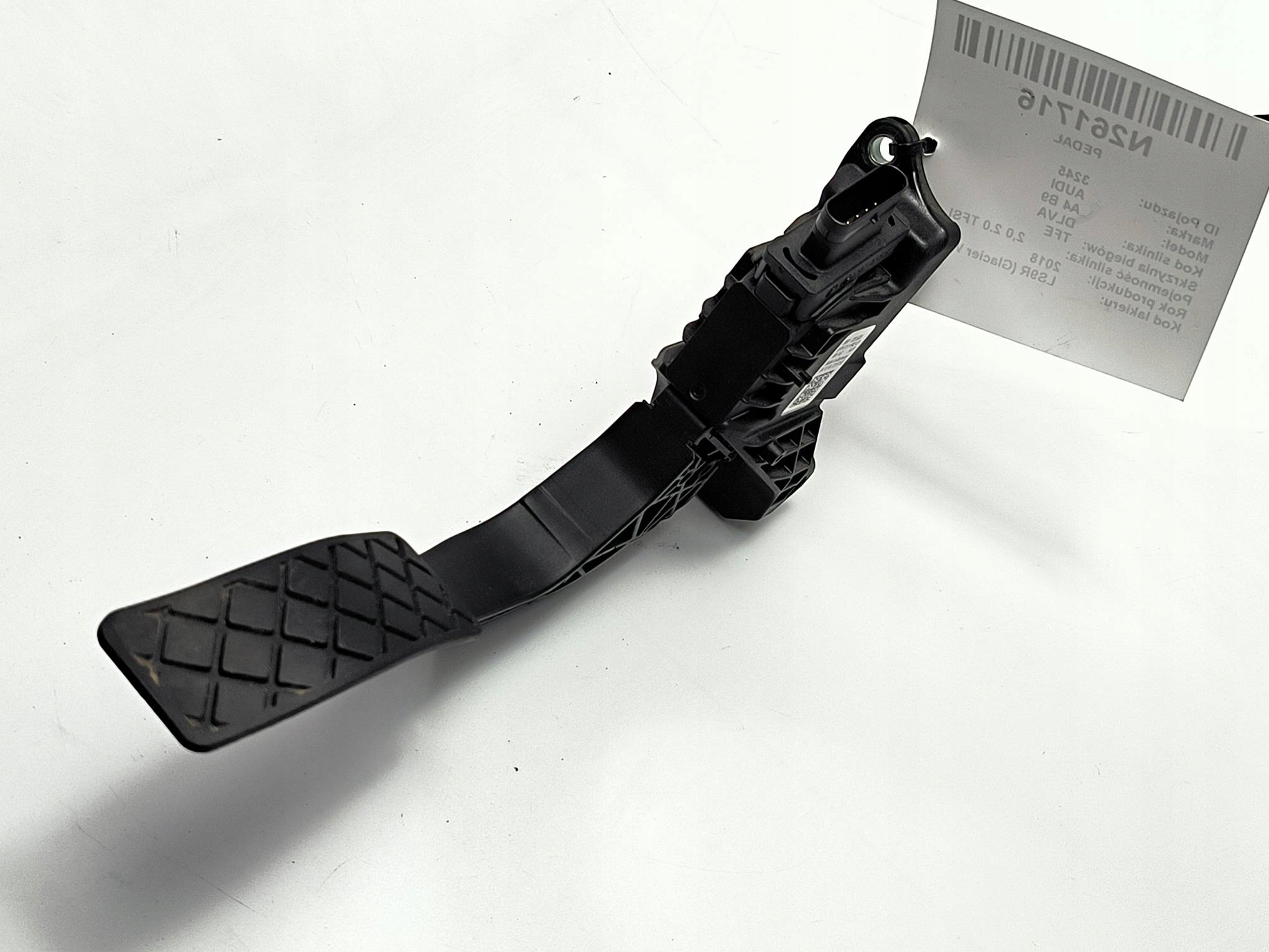 PEDAL 8W1723523 AUDI A4 B9 S-LINE