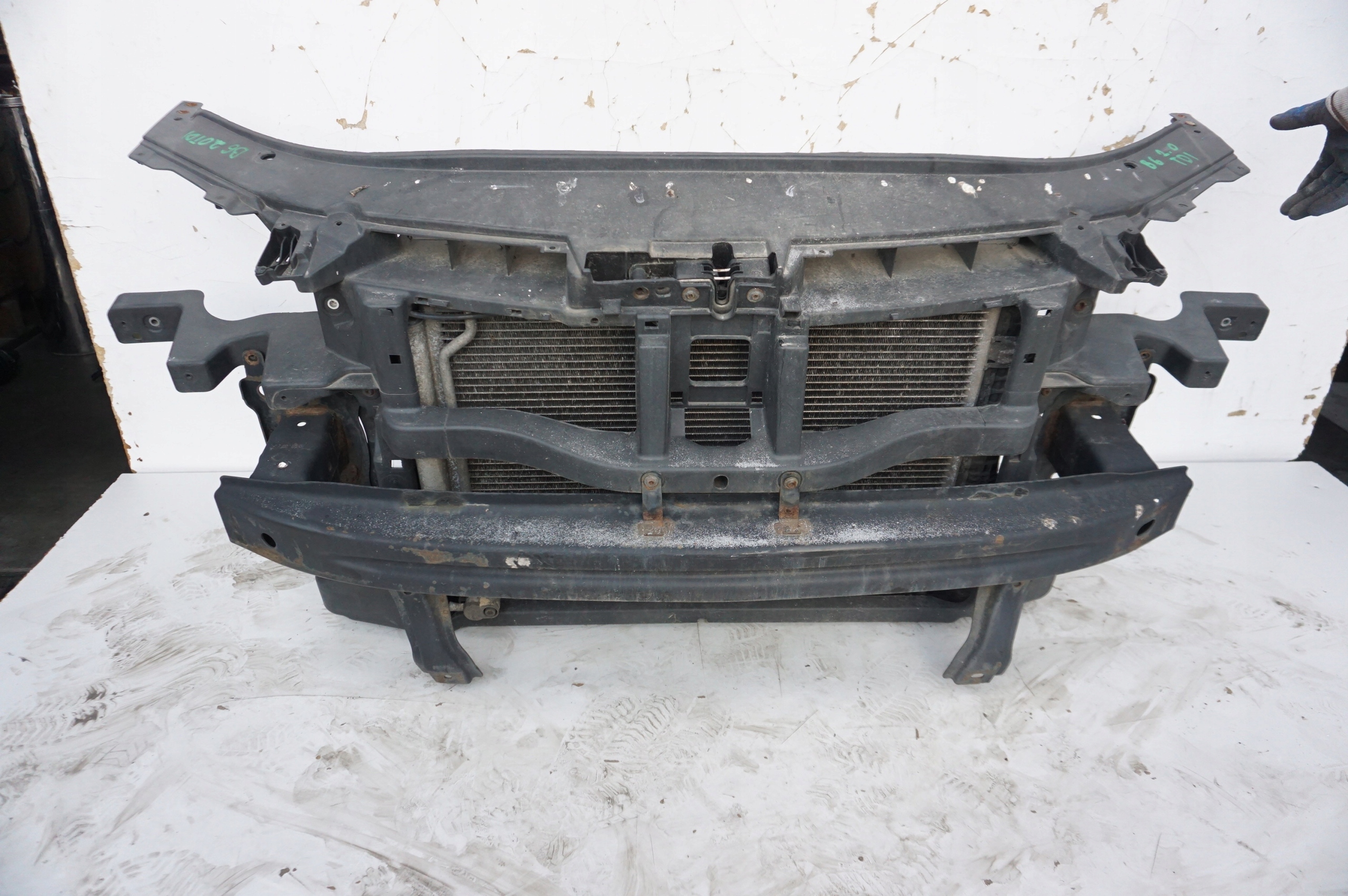 WZMOCNIENIE CHŁODNICE PAS VW PASSAT B6 2.0 TDI