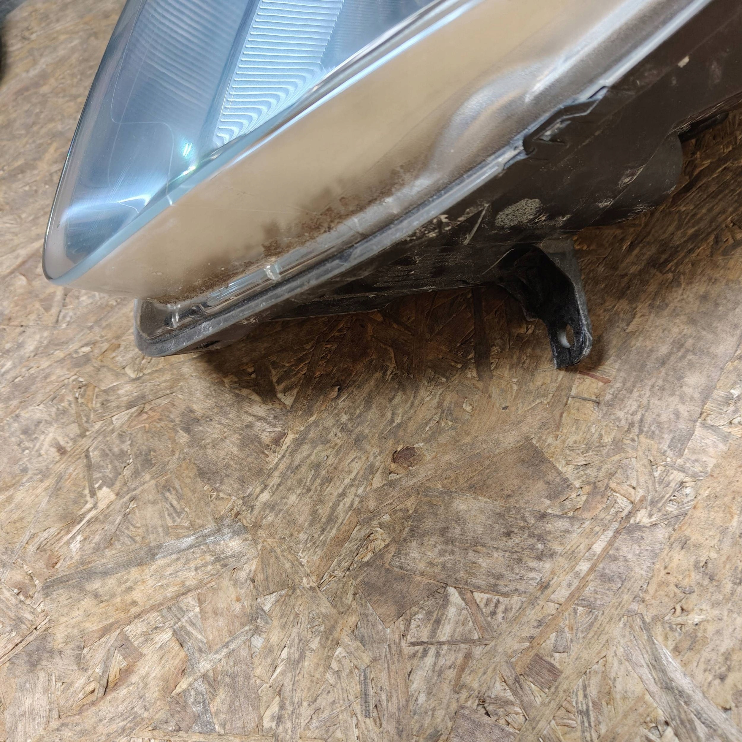 Reflektor front side right Renault Kangoo II 260102647R