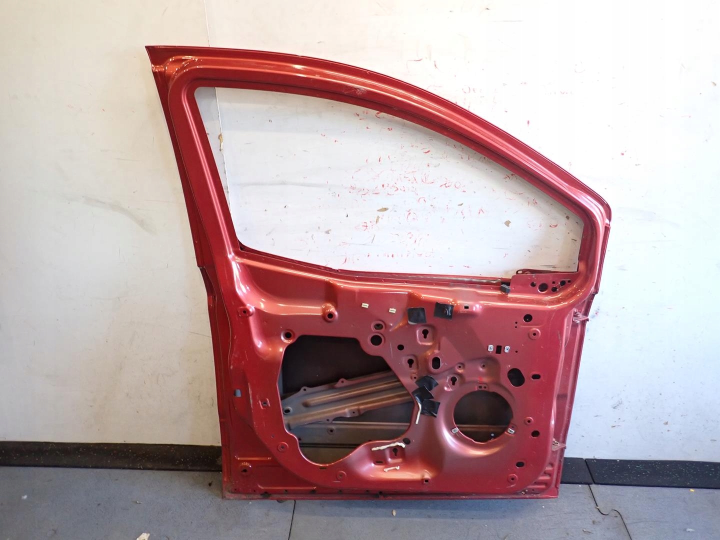 door front front left FORD COURIER MK2 2013