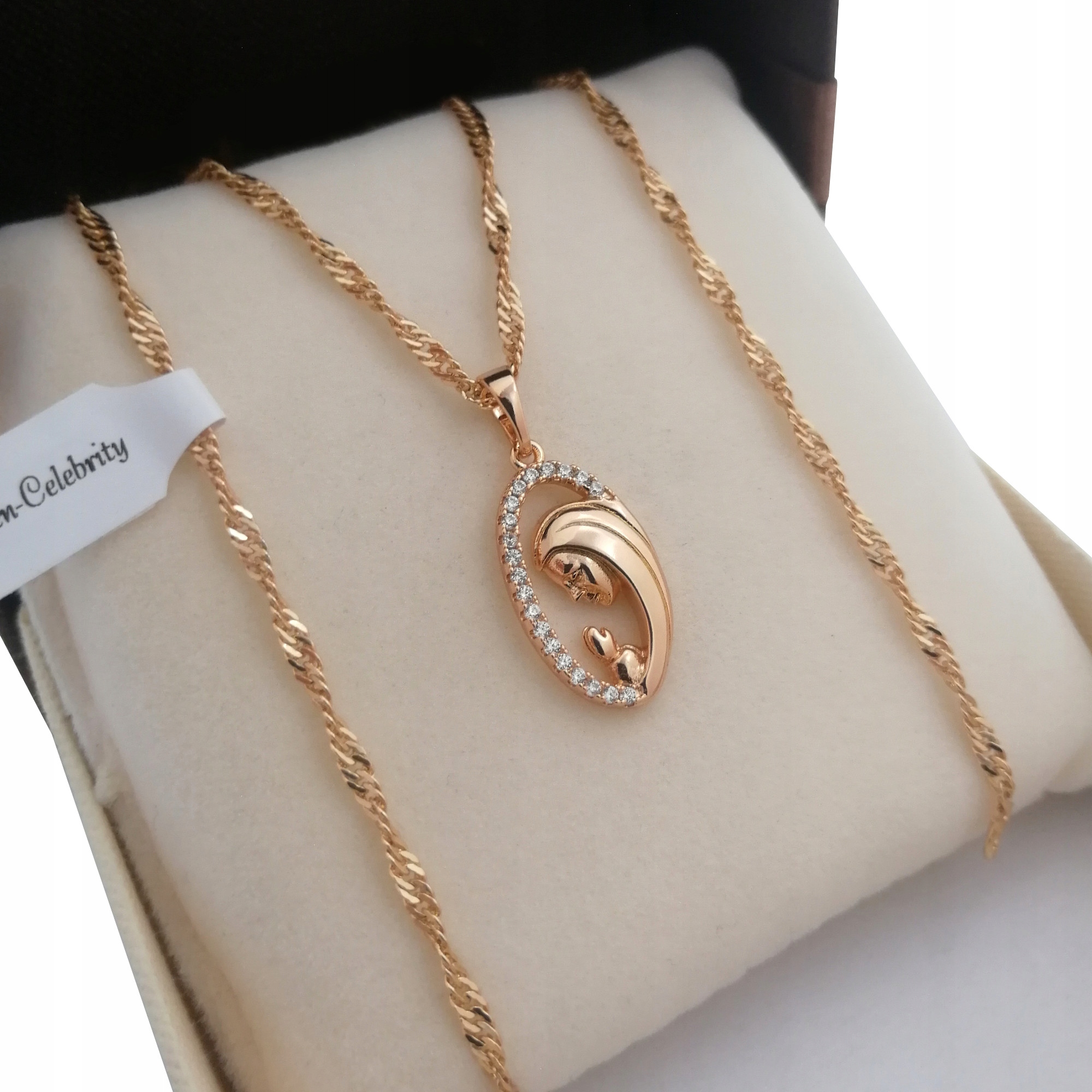 

Złoty Łańcuszek Singapur+medalik Matka Boska 18K