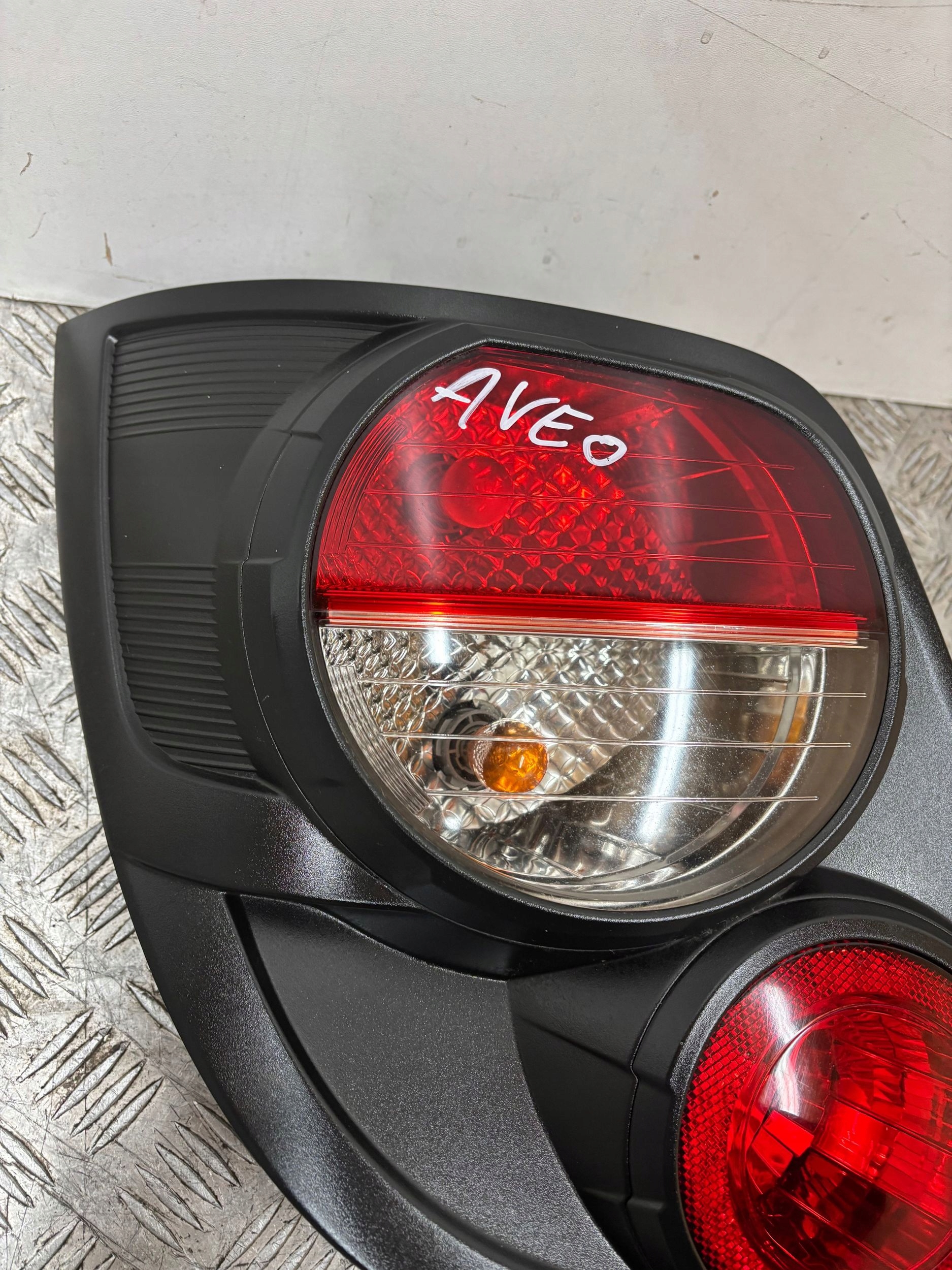 light rear part rear left CHEVROLET AVEO T300 11- HB