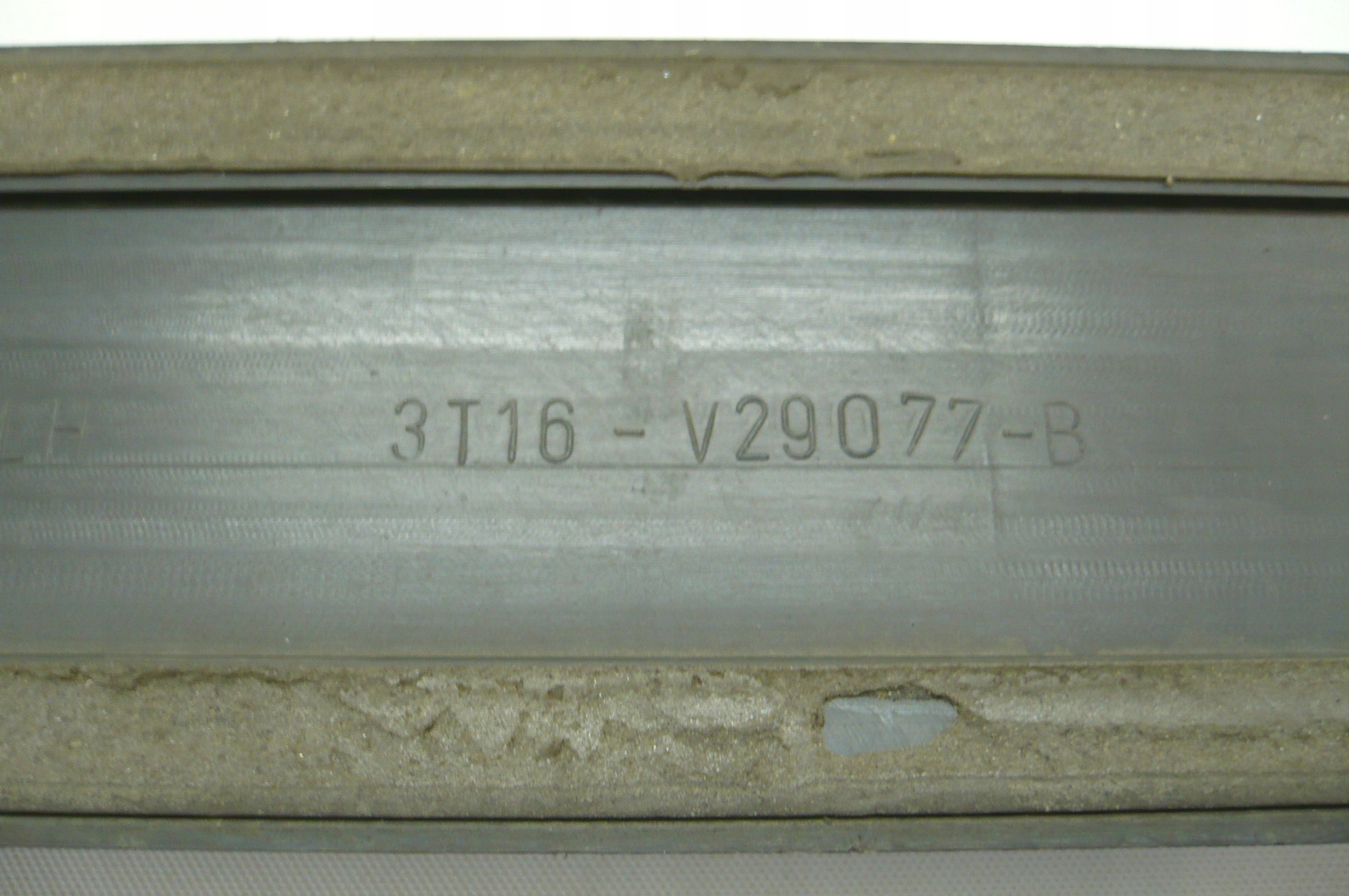 FORD TRANSIT CONNECT moulding door left rear part 03