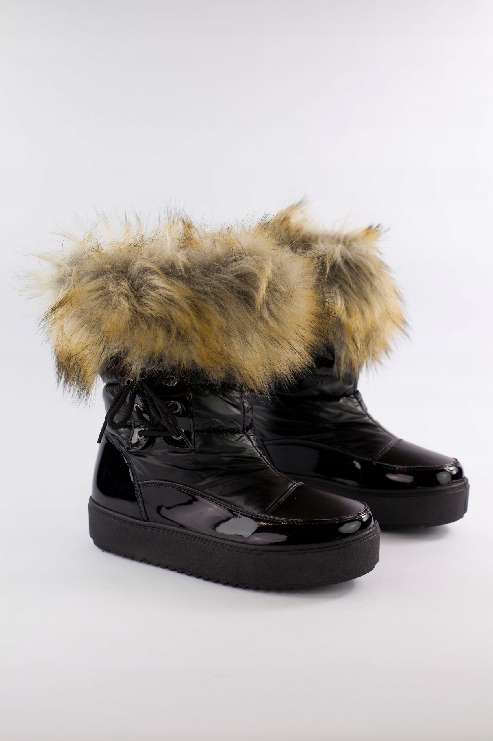 ŚNIEGOWCE botki TRAPERY kozaki FUTRO (37) Model PRETY_5706_1_BLACK