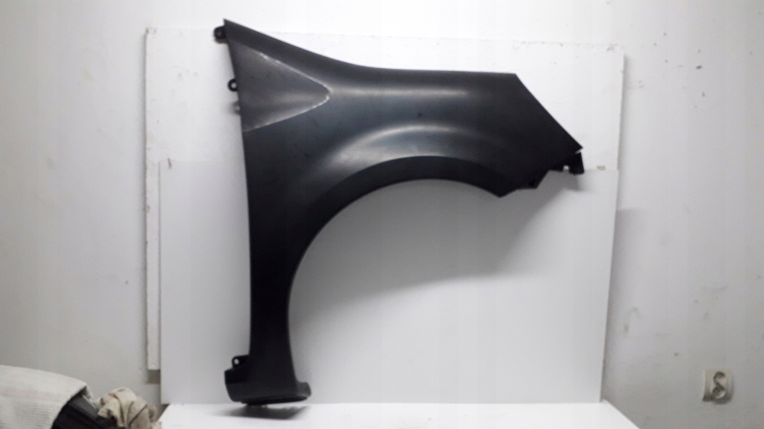 RENAUL MODUS 04-08 i MODUS LIFT 08-12 BŁOTNIK PRAWY PRZEDNI ORYGINALNY NOWY