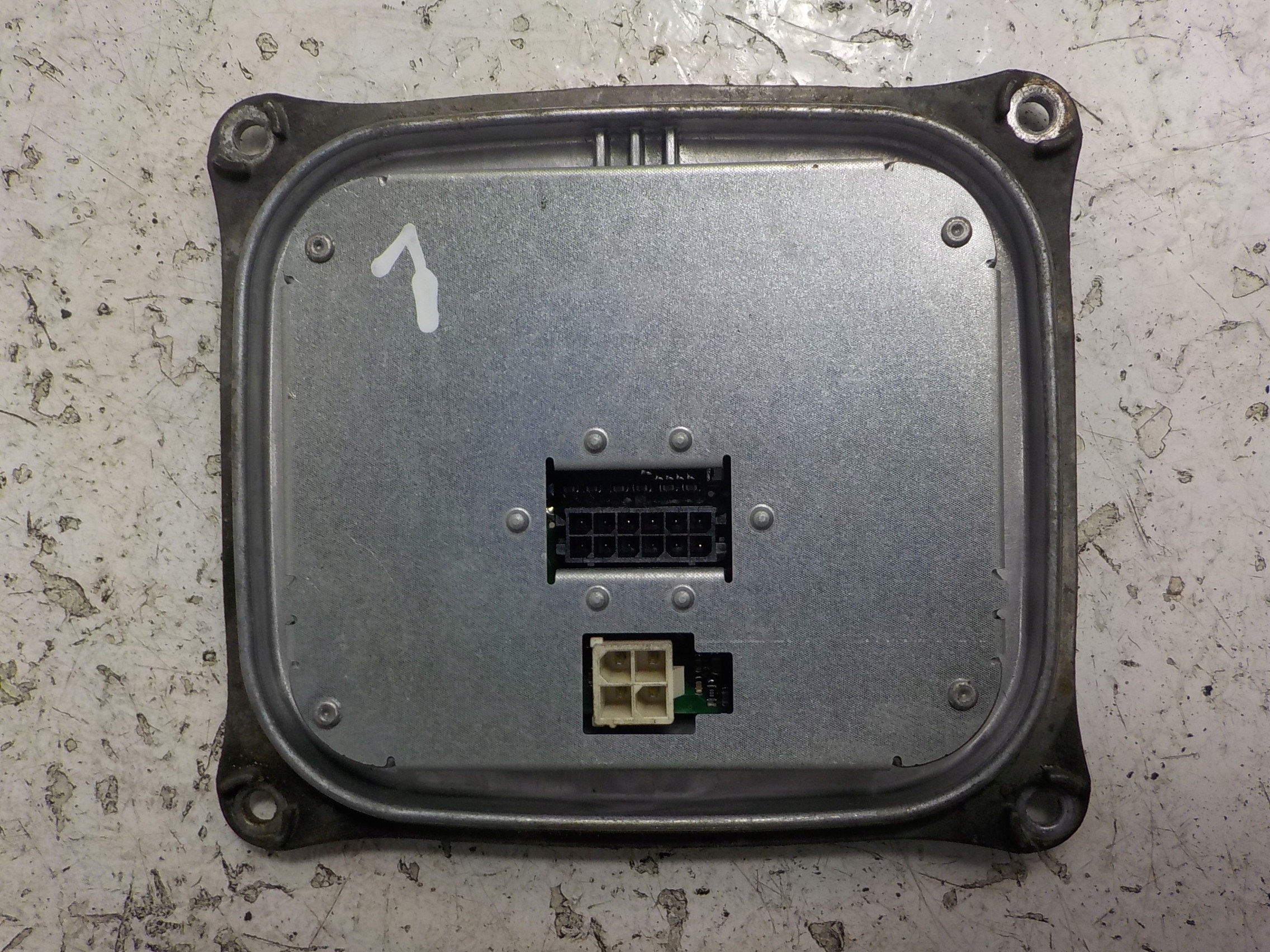 ALFA ROMEO control unit XENON 130732928400