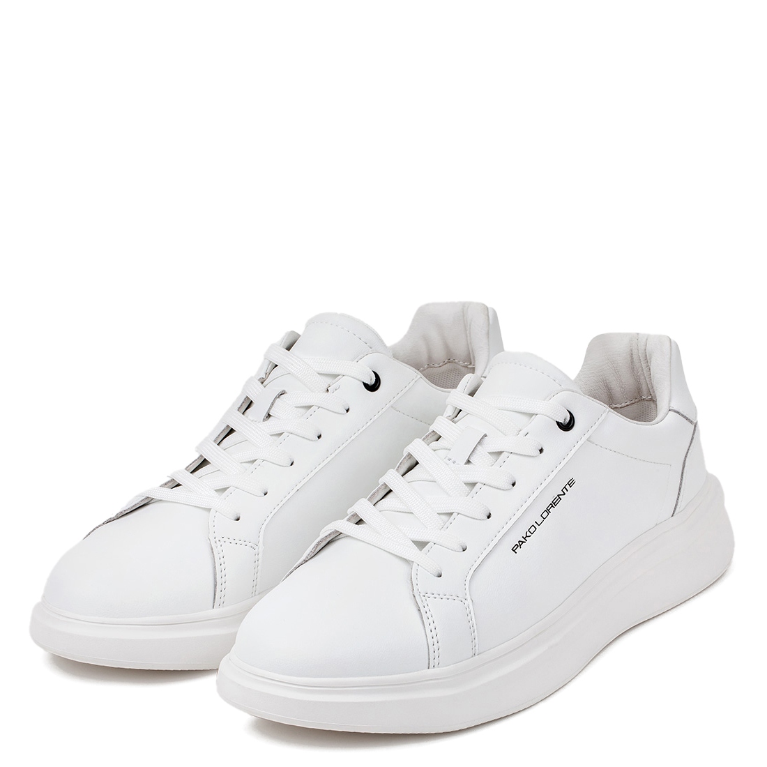 Bílé tenisky pánské kožené sportovní boty Pako Lorente vel 46
