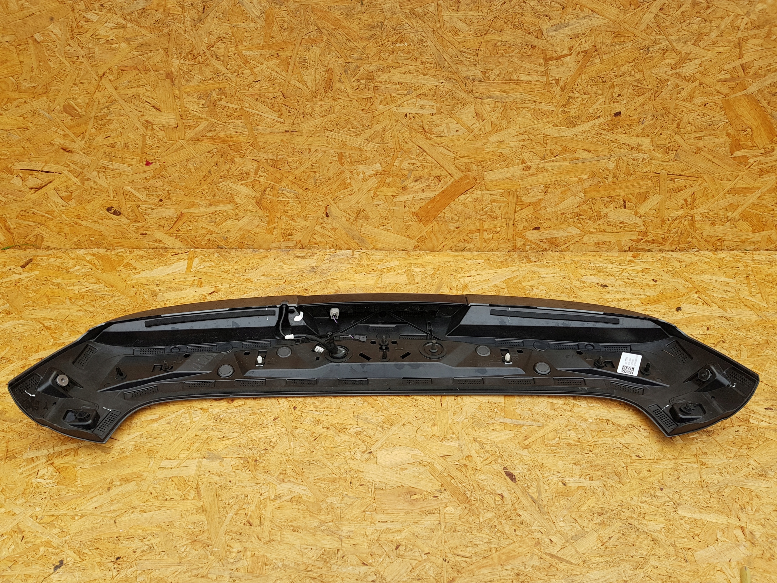 спойлер крышки багажника opel ASTRA K 422308280 1.6л Дизель 81kW 2016