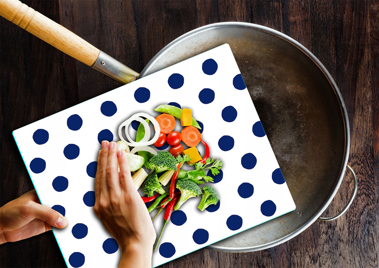 7w1 SZKLANA DESKA DO KROJENIA 52x40 KROPKI SZKŁO HARTOWANE Kolor wielokolorowy