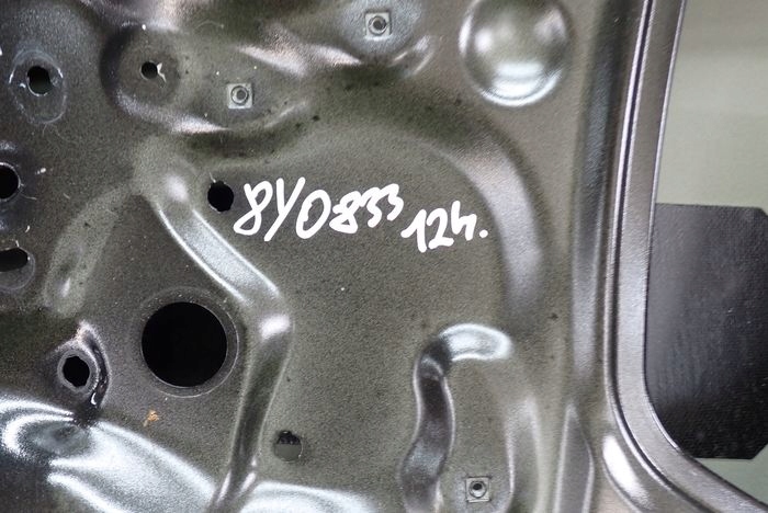 AUDI A3 8Y 20- Tür rechts hinten heck