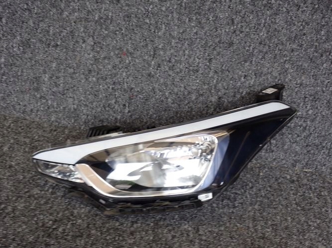 HYUNDAI I20 14- reflektor left light left 92101-C8000