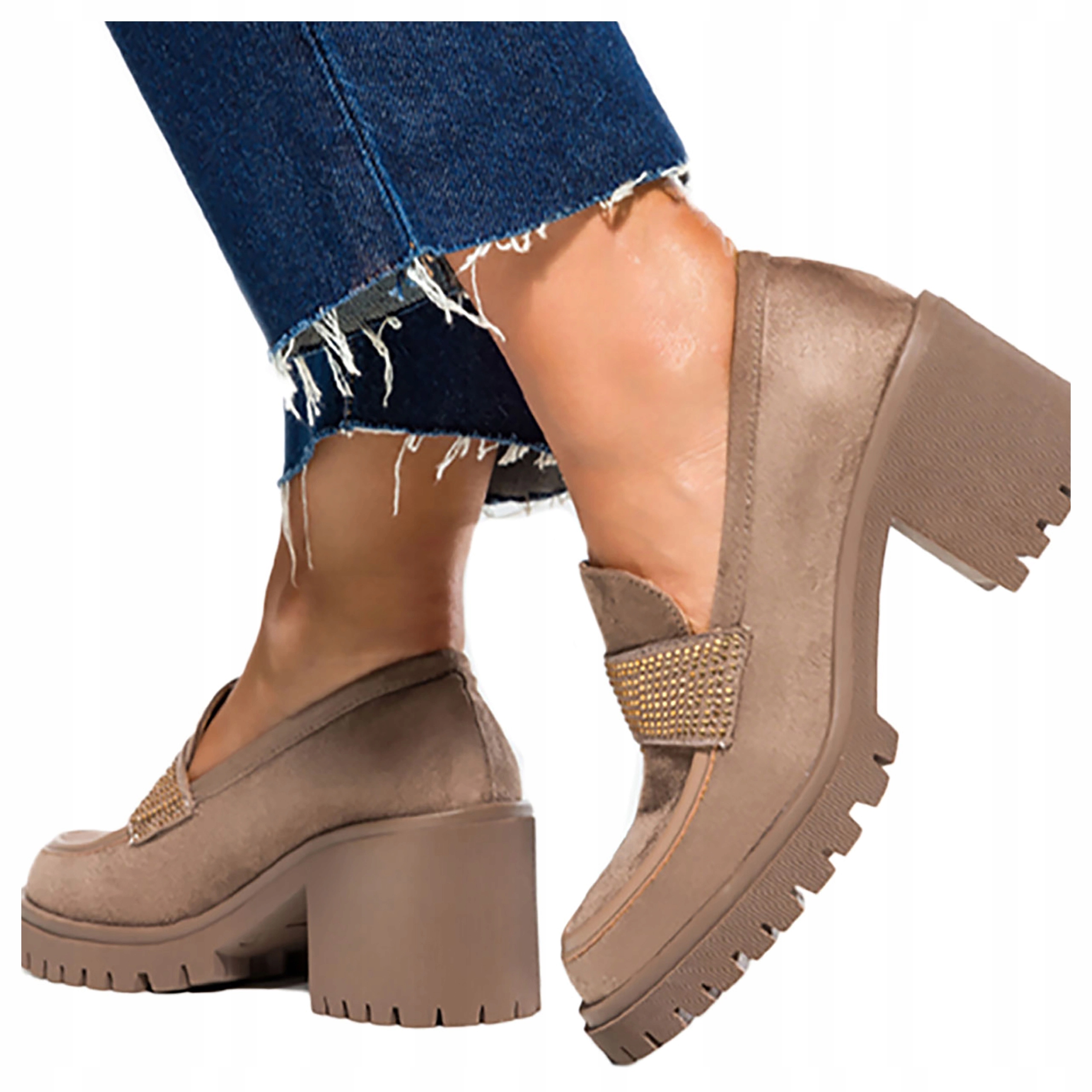 Dámské béžové mokasíny na širokém klínku s ozdobným Pásek s zirkony, velikost 38