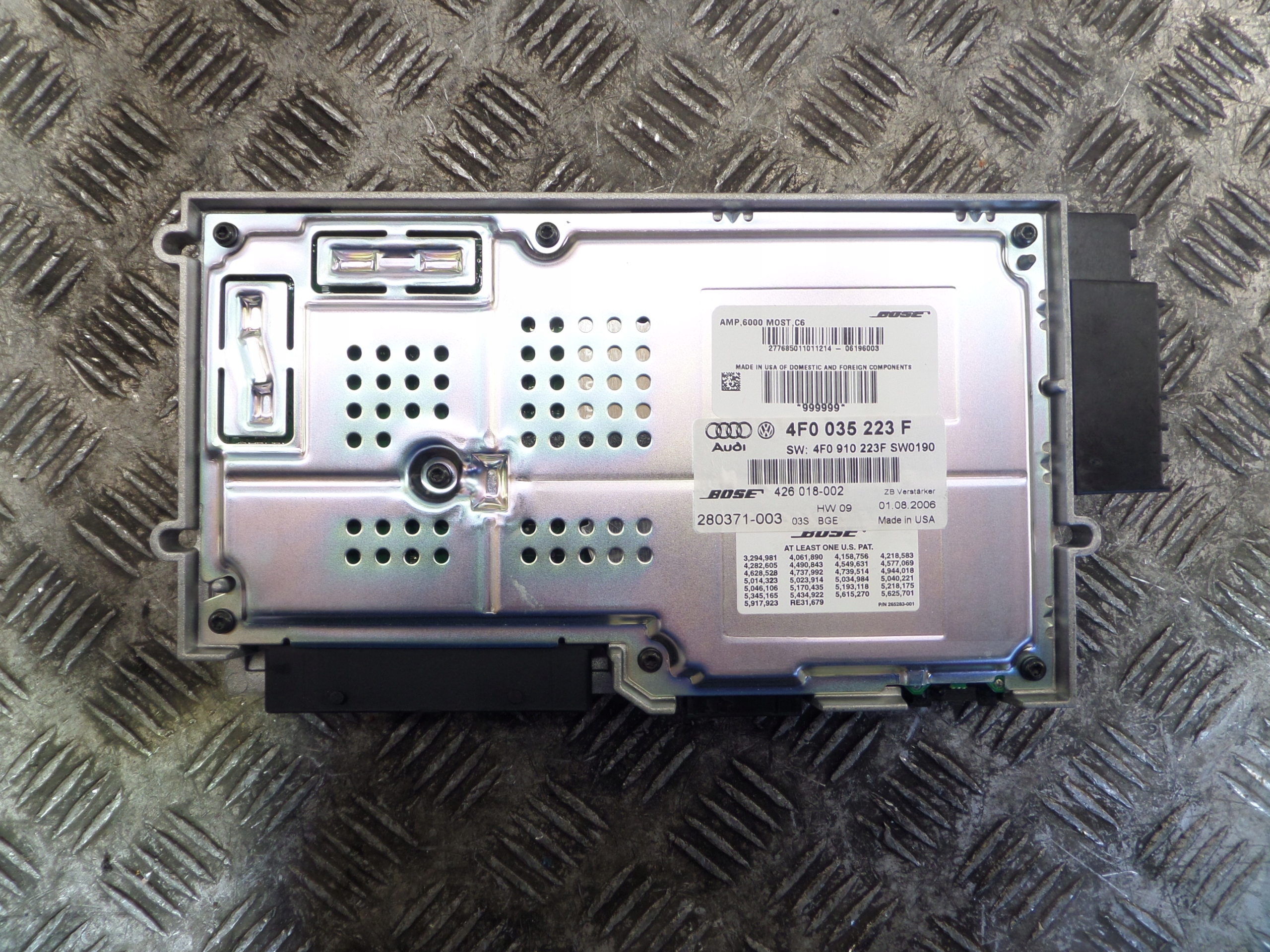amplifier BOSE AUDI A6 C6 4F0035223F 4F0910223F SPRAWNY