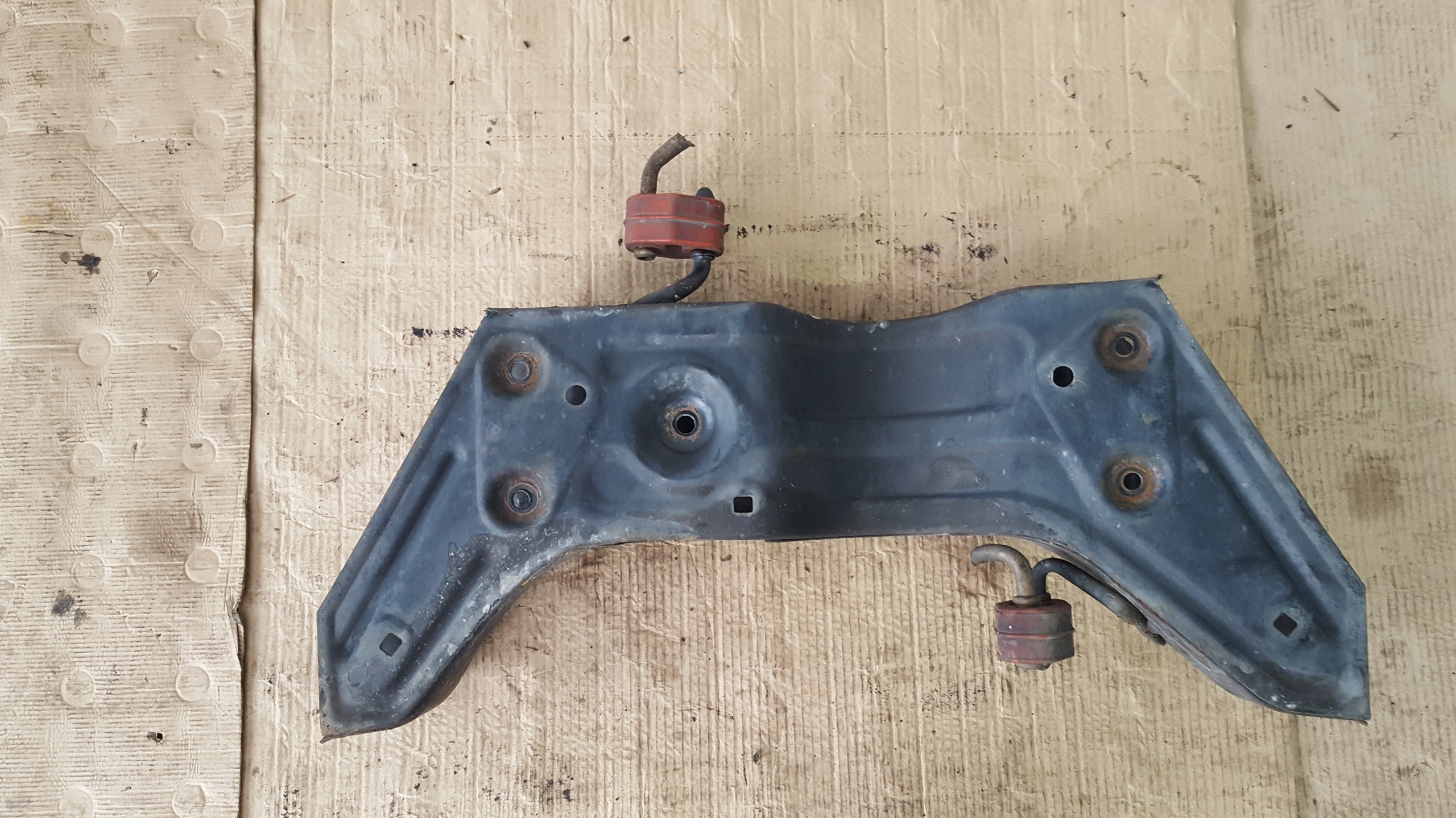 axle beam VW Polo 9N
