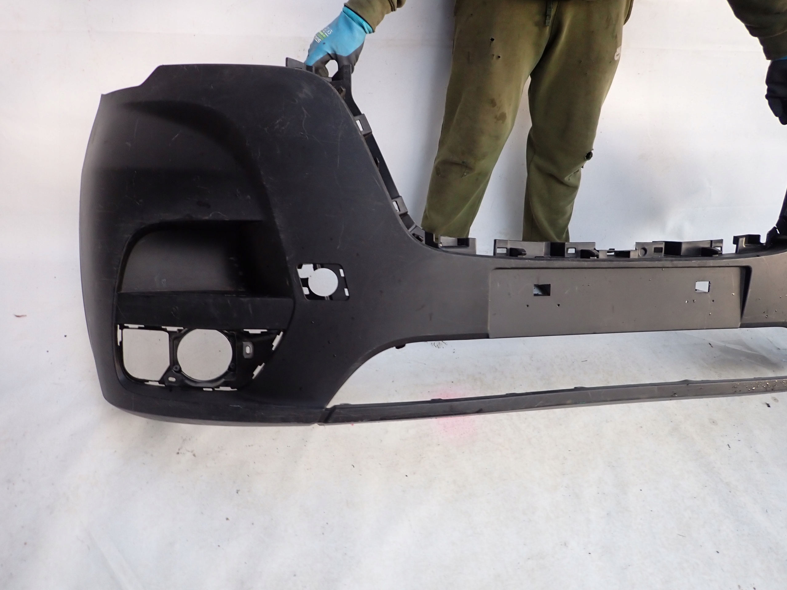 RENAULT MASTER III LIFT 19- bumper front front 620228205R