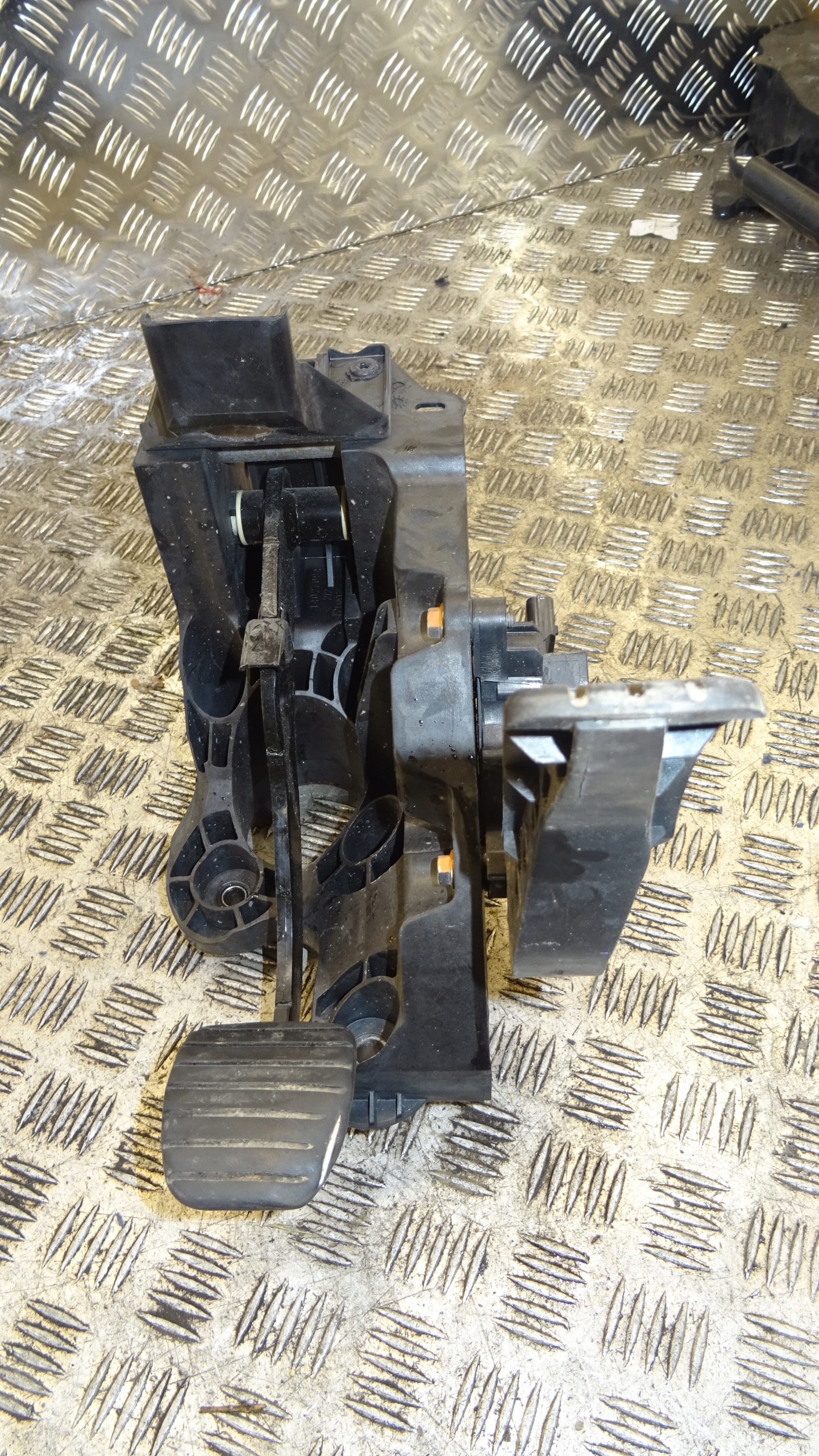 Renault OE 465010176R PEDAL Bremse Gas