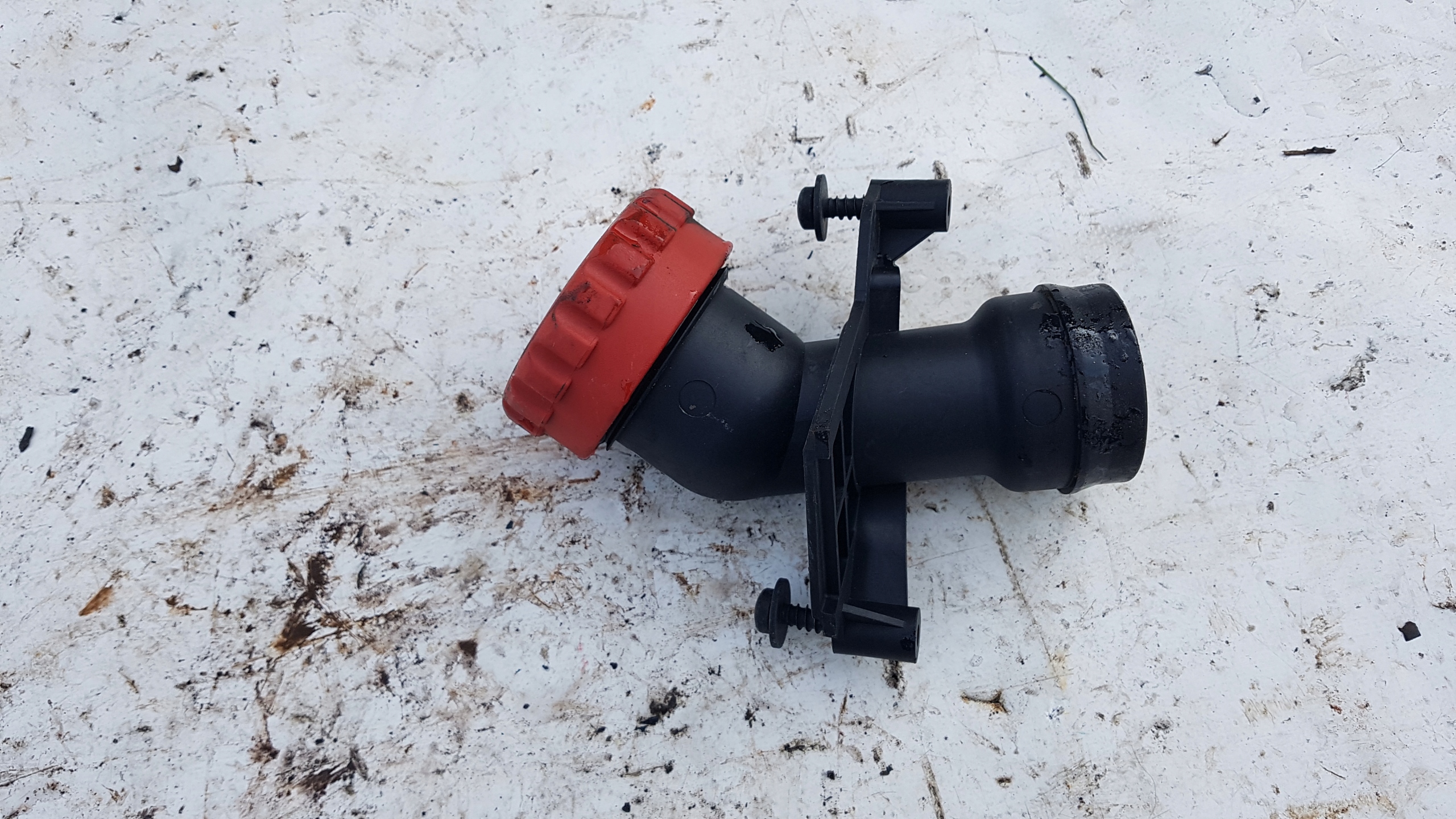 МАСЛЯНИЙ НАПОВНЮВАЧ MAN TGX TGS EURO 6