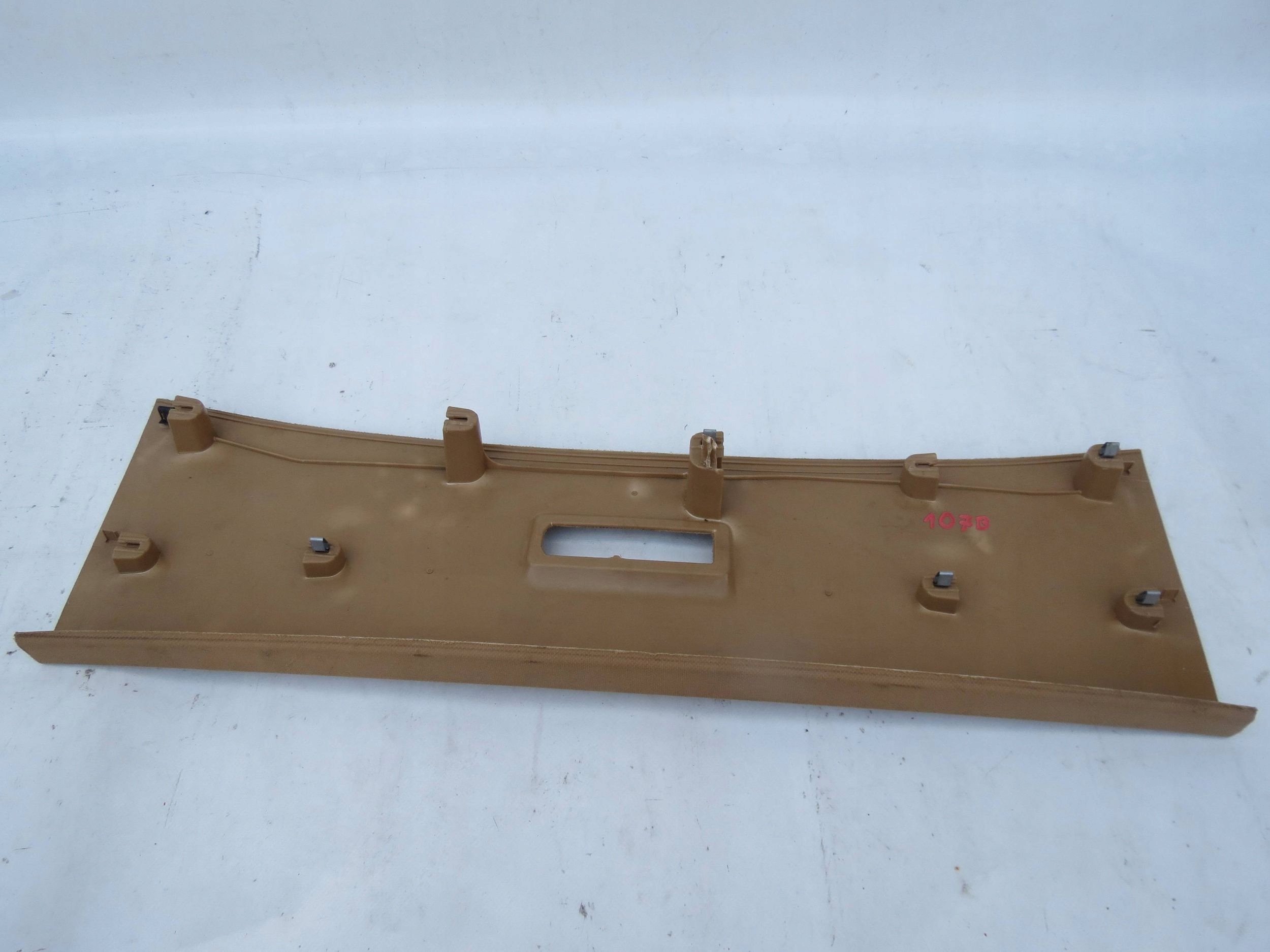 lista kárpit tetö PORSCHE CAYENNE 4.8 V8 7L5867617