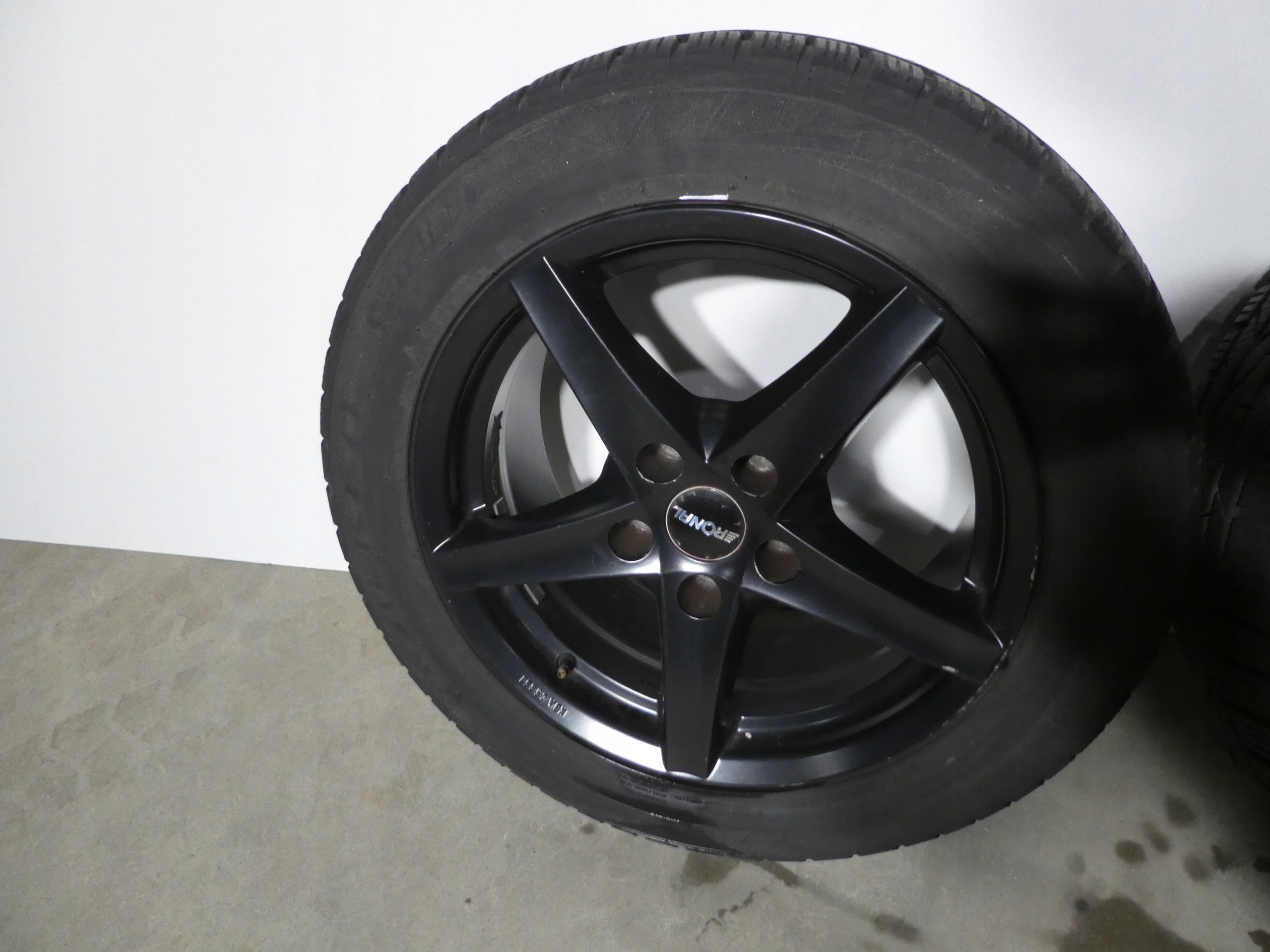 4X wheels discs tyres VW 5X120 KBA 45651 T5 T6 2016/2017R