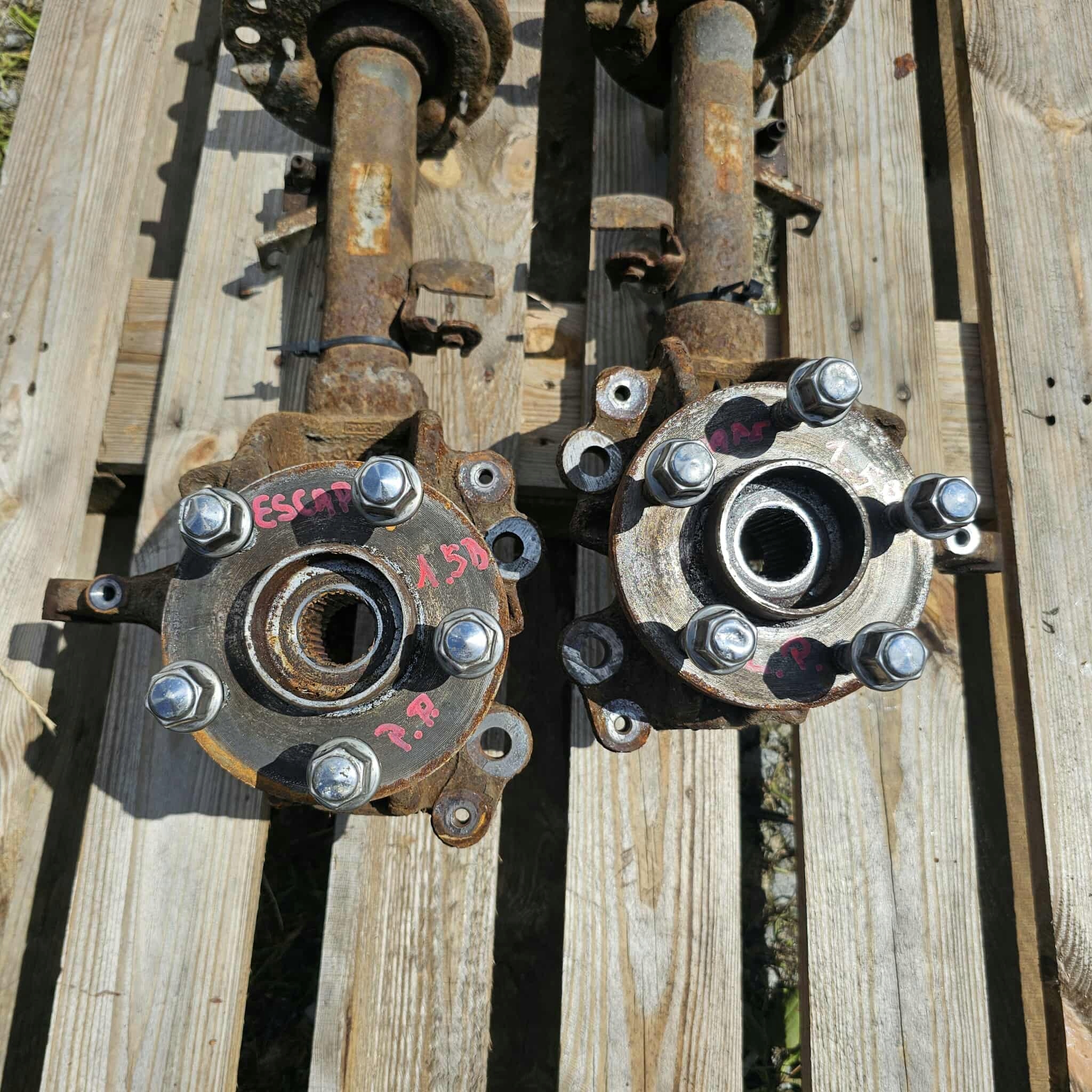 FORD KUGA Escape MK2 РЕСТАЙЛИНГ 1.5 поворотный кулак, цапфа, амортизатор ступица передняя левая правая