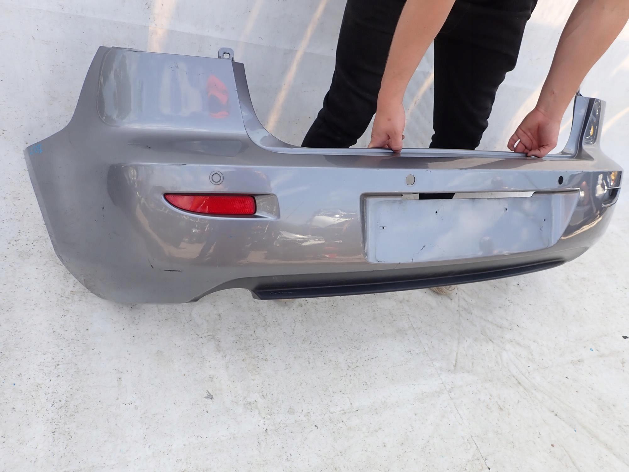 MAZDA 3 e berlina 03-06 Paraurti posteriore posteriore PDC