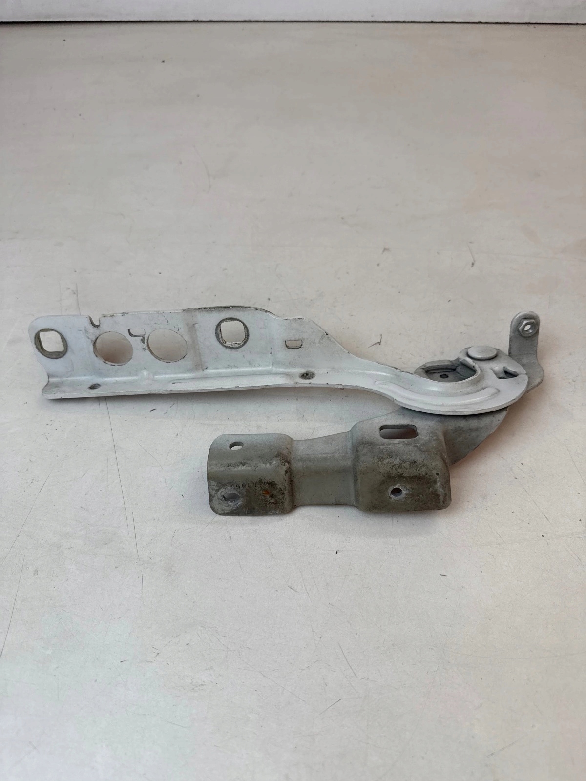 hinge bonnets front front right Citroen C4 II B7