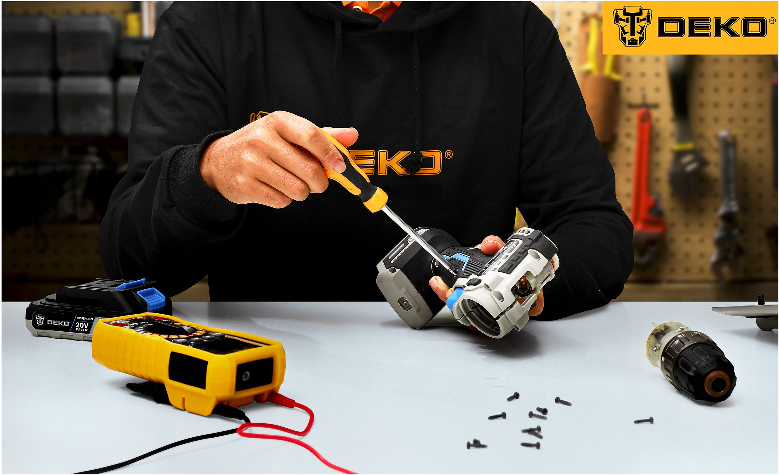 WIERTARKO WKRĘTARKA Z UDAREM AKUMULATOROWA UDAROWA AKU 120 NM + TORBA DEKO Prędkość obrotowa 2000 RPM