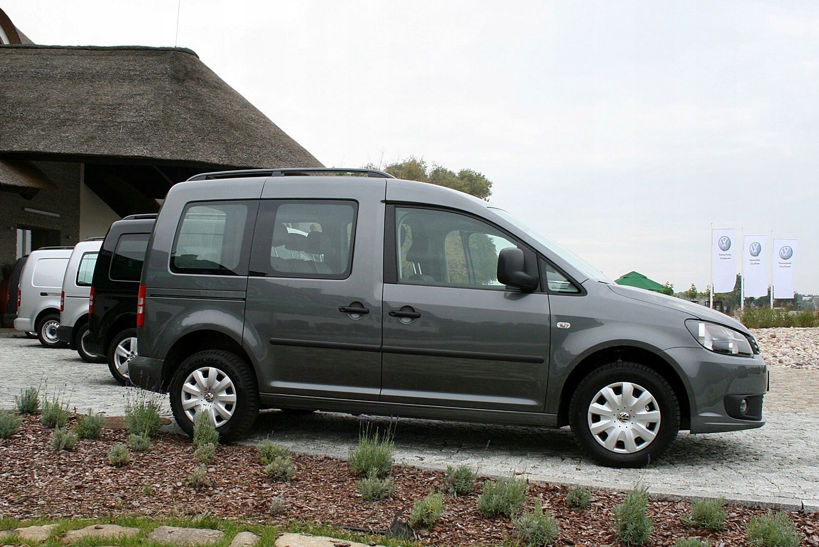 VW VOLKSWAGEN CADDY MAXI RELINGI SUPER MOCNE Part manufacturer other