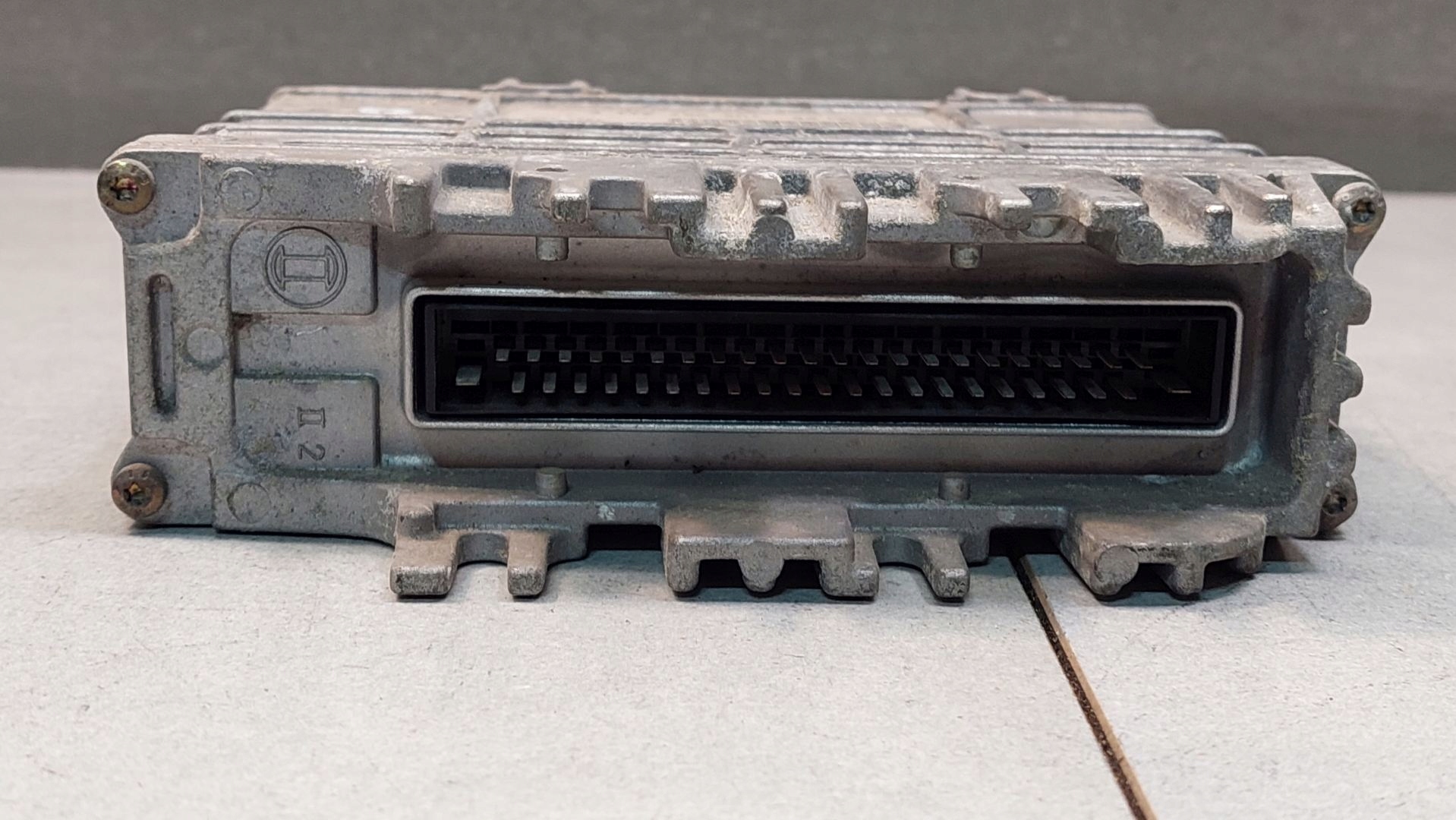 control unit of the engine VW PASSAT B4 1.8 1H0907311P