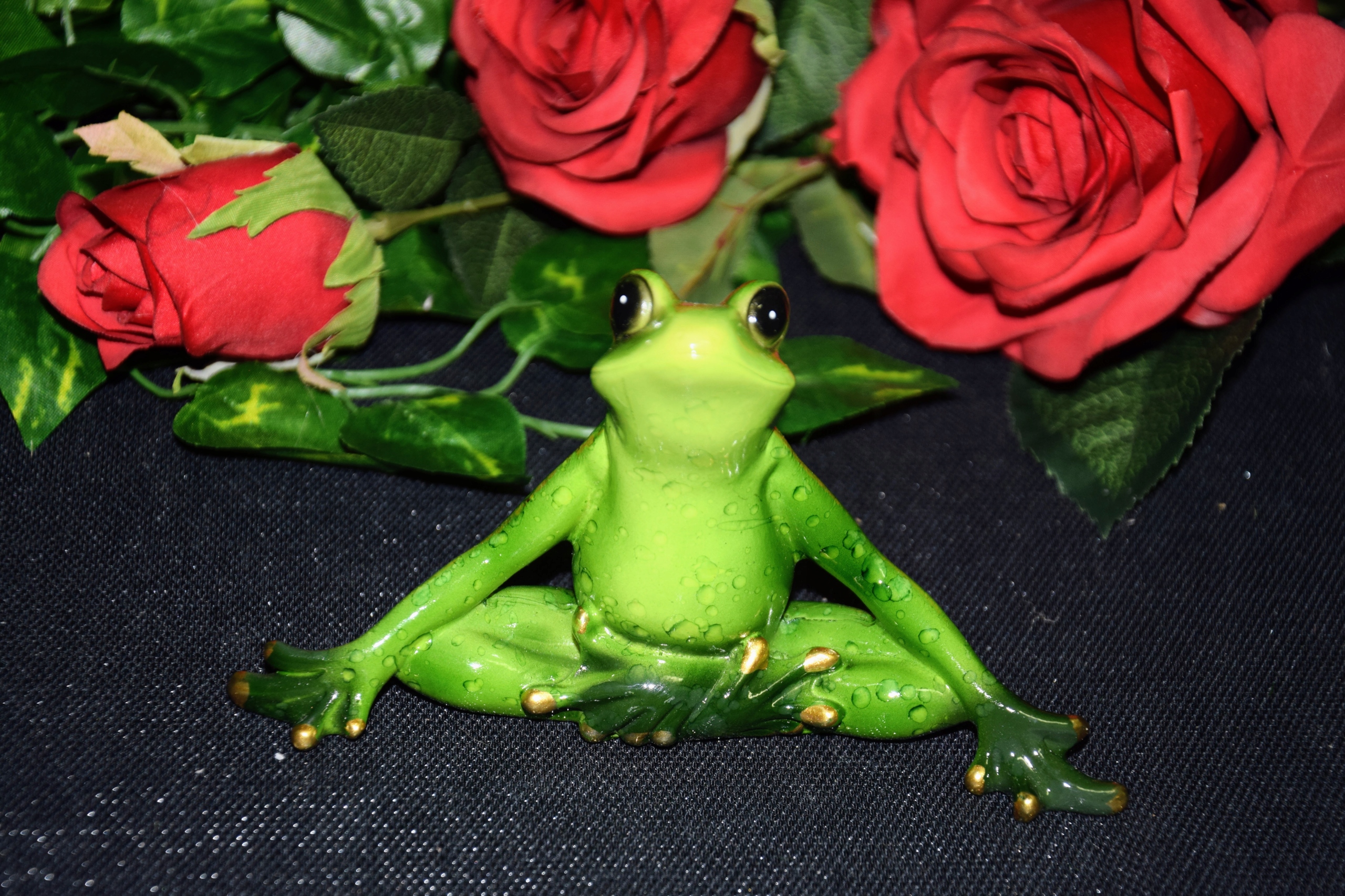 FIGURKA ŻABA Wysokość produktu 18.5 cm