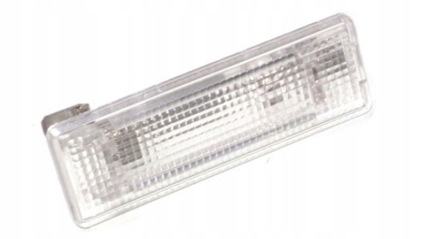 LAMPKA OŚWIETLENIA BAGAŻNIKA OCTAVIA I KOMBI 6U0 947 101