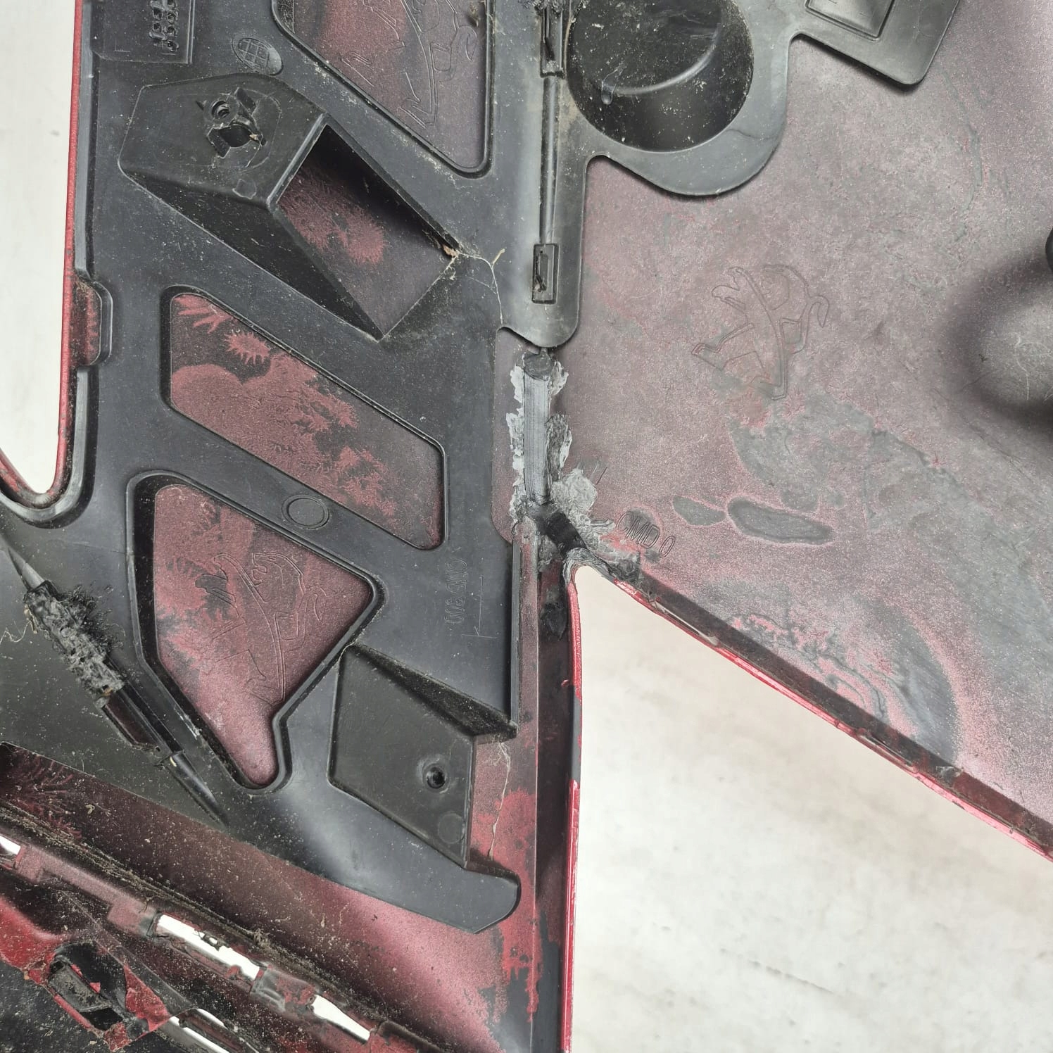 PEUGEOT 2008 II 2 19-23 bumper front front PDC