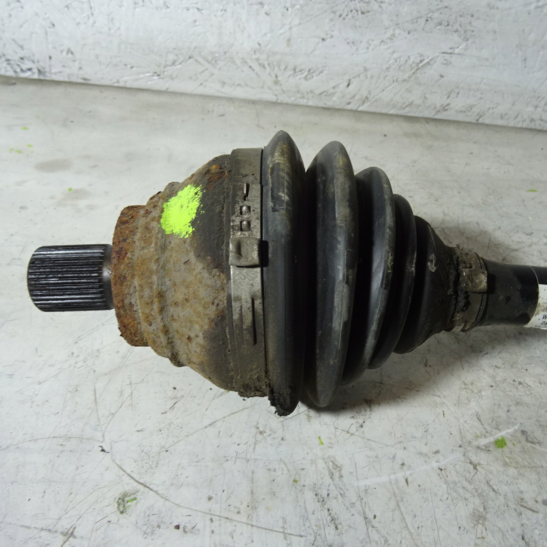 SKODA YETI 1.8TSI semi-axis left front 1K0407271EE