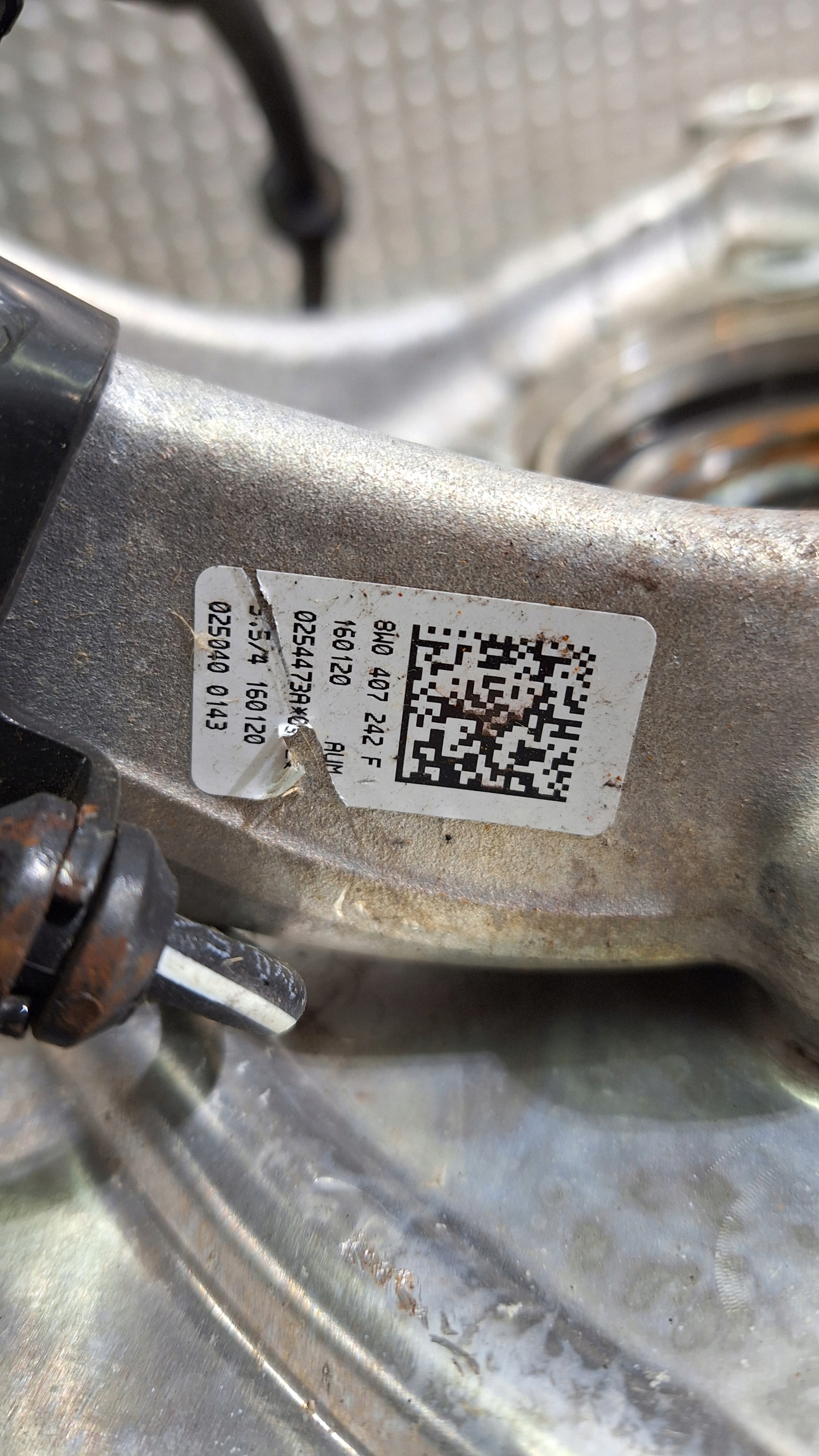 swing right front 8W0407242F AUDI A4 B9 A5 8W