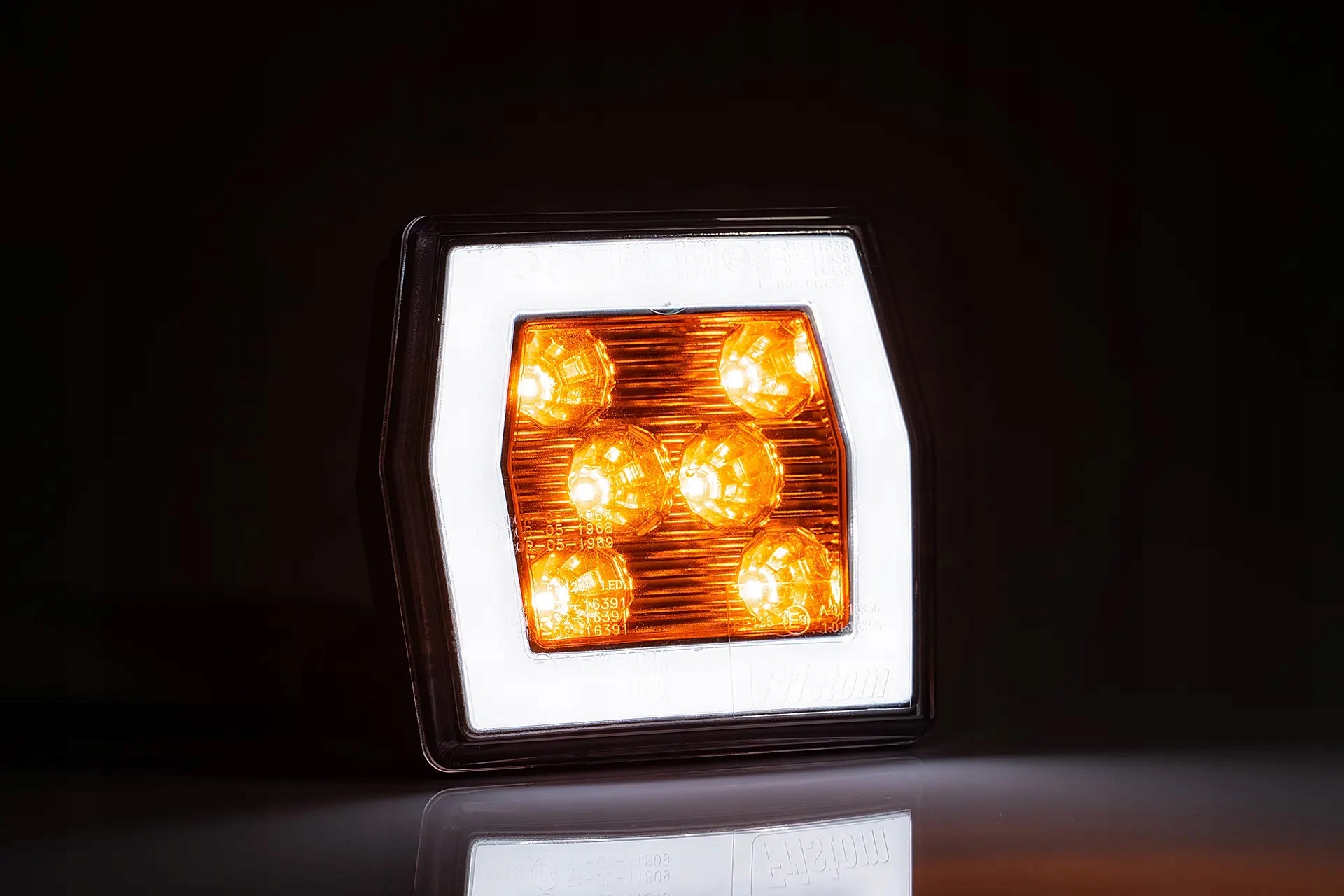 LAMPA LED PRZEDNIA KIERUNKOWSKAZ POZYCJA 12V 24V Producent części Fristom