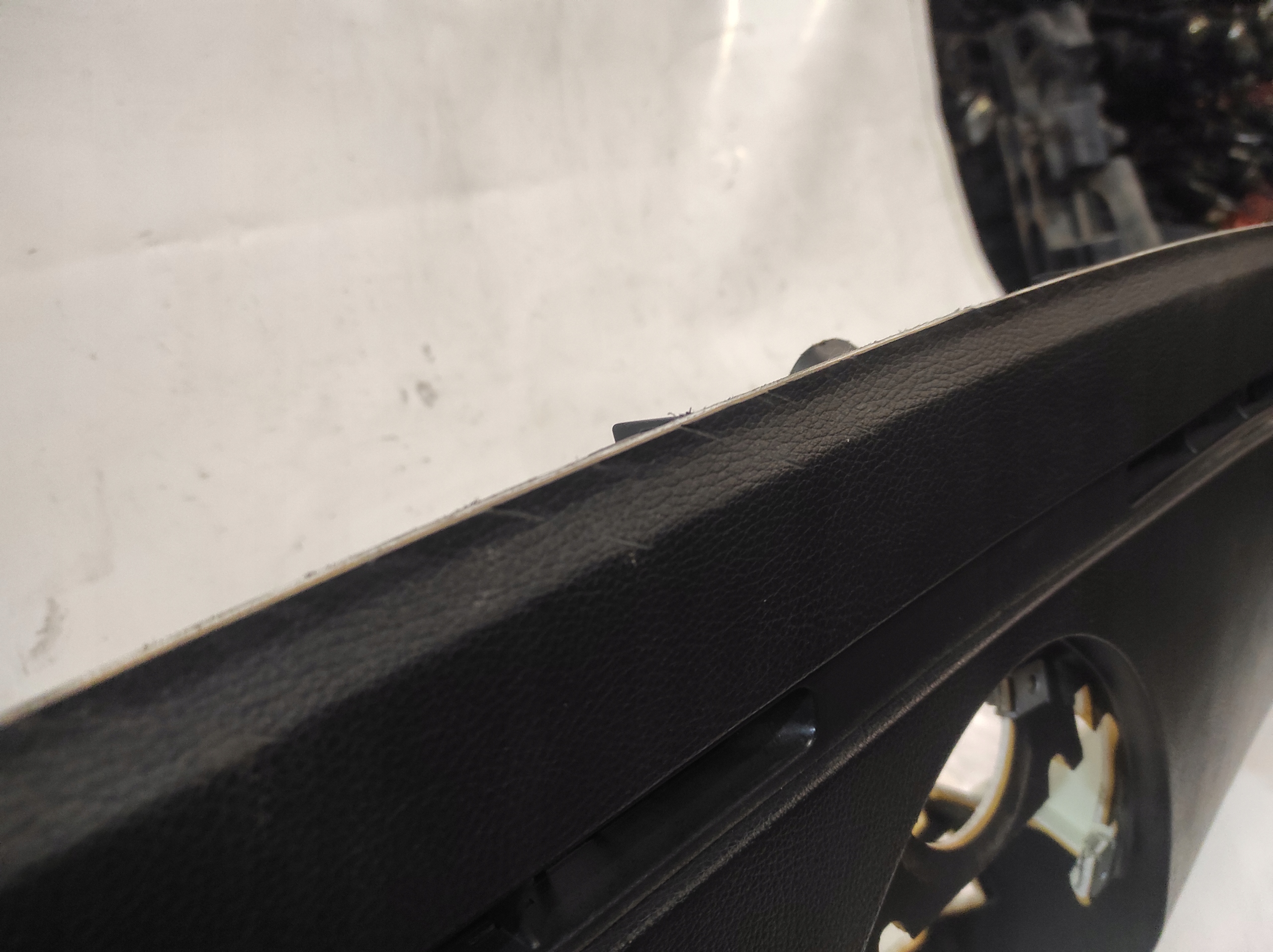 Mercedes W211 cockpit console dashboard instrument panel