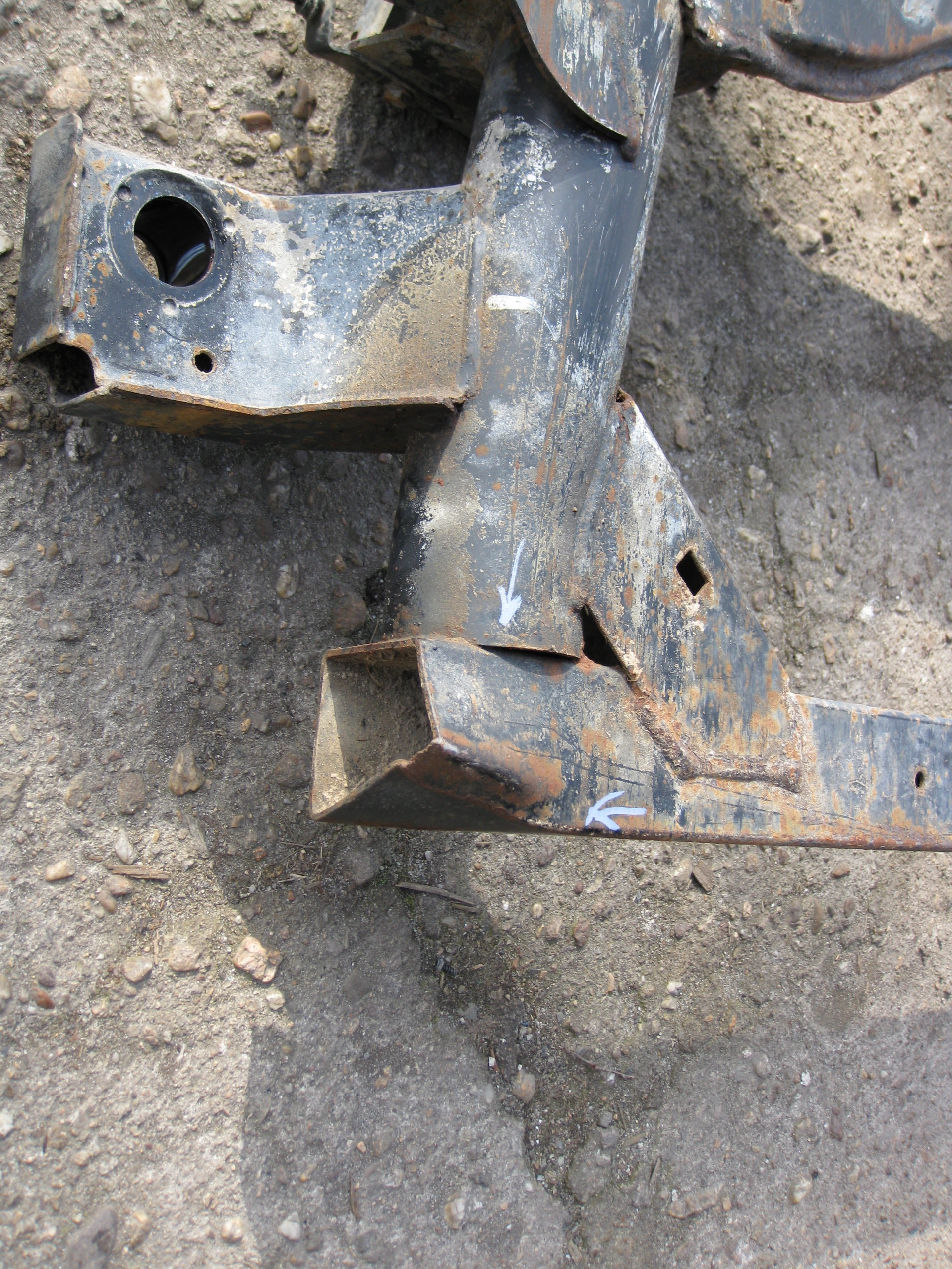 MERCEDES VITO W639 08R axle beam sider subframe axle beam front