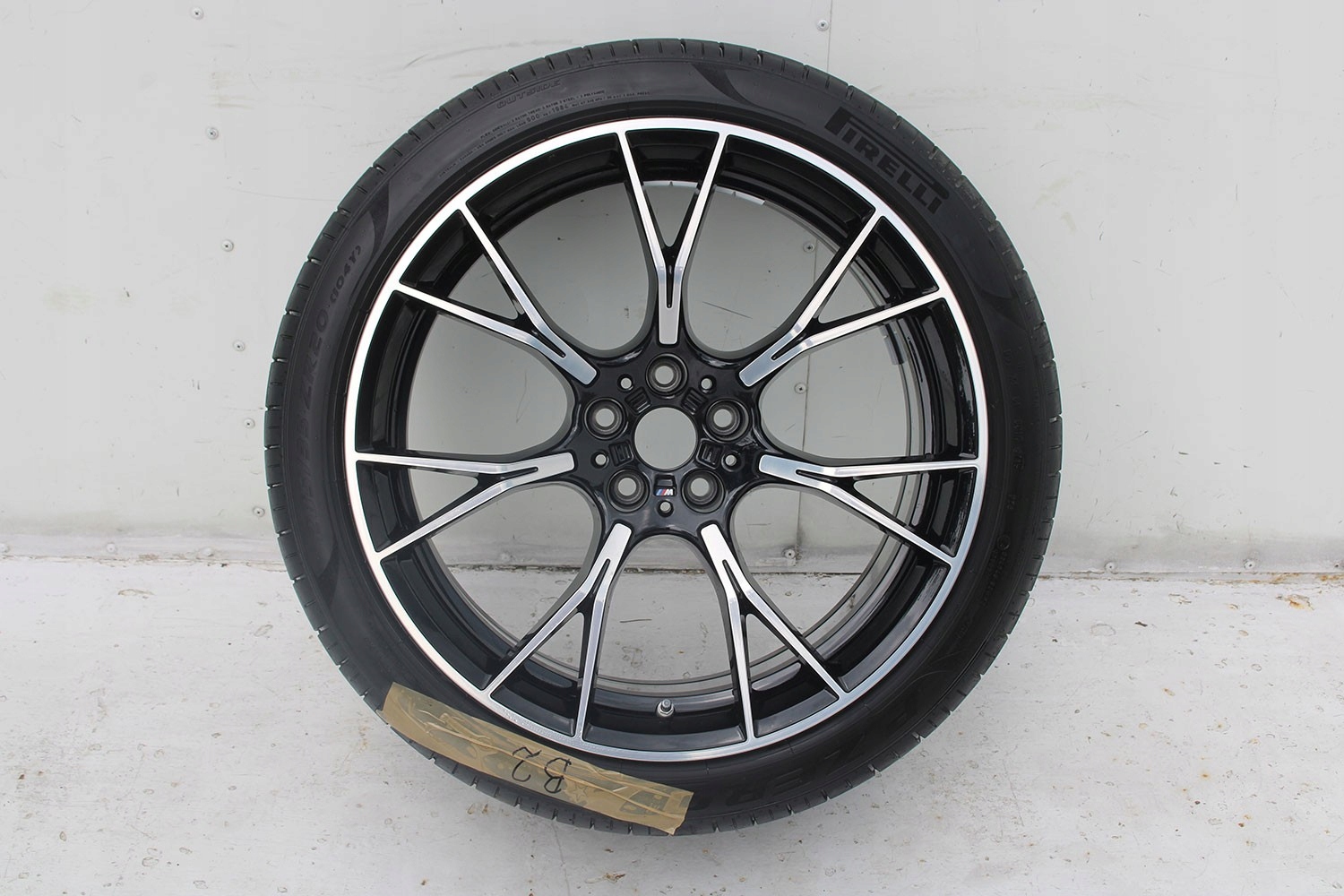 BMW M5 F90 FELGI 20 8073849 8073850 KOŁA felga M8 Szerokość opony 275 mm