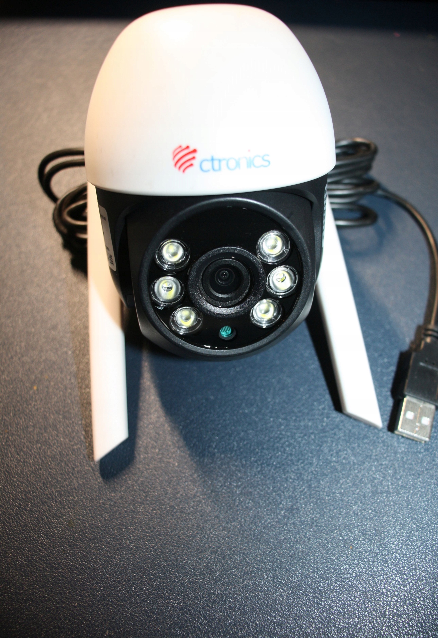 Kamera IP Hikvision DS-2CD2443G0-IW 4 Mpx Obudowa inna