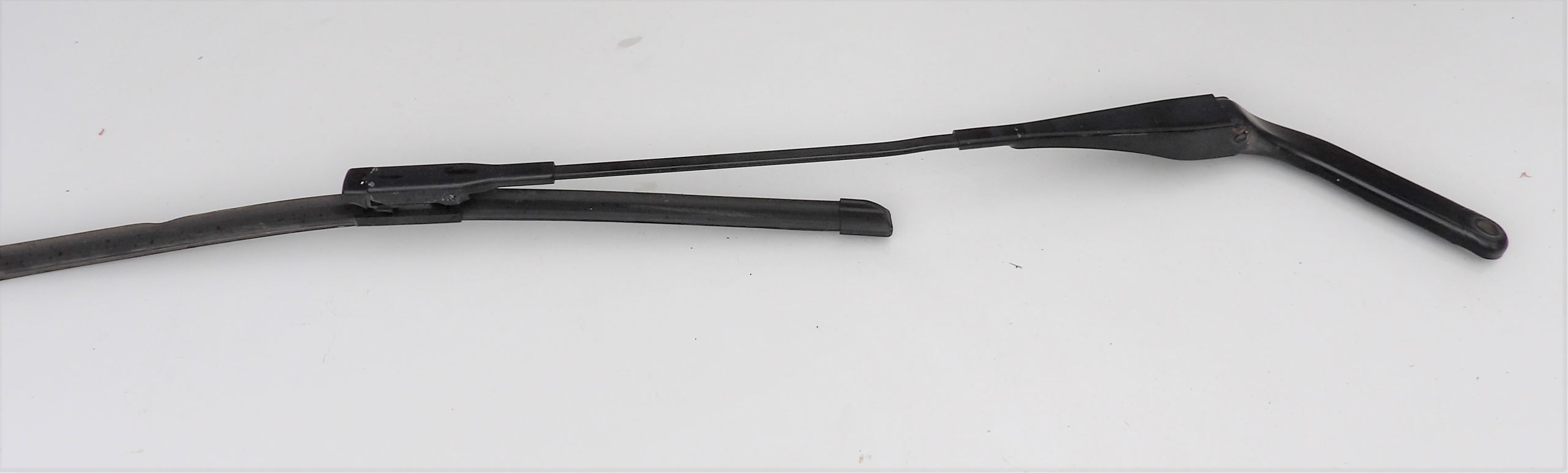BMW E87 E81 1 wischerarm rechts vorne