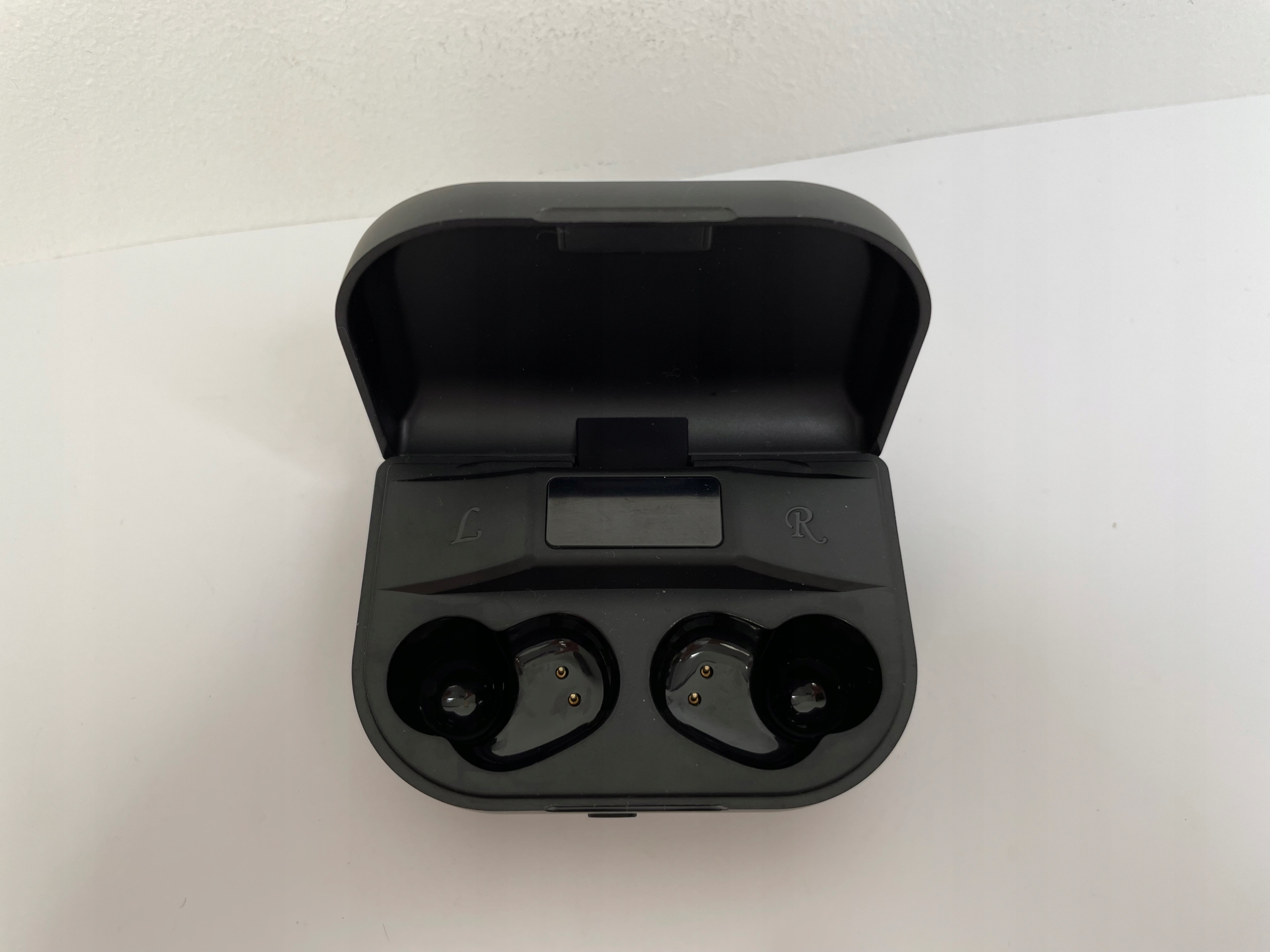 SŁUCHAWKI BEZPRZEWODOWE TWS Model TWS