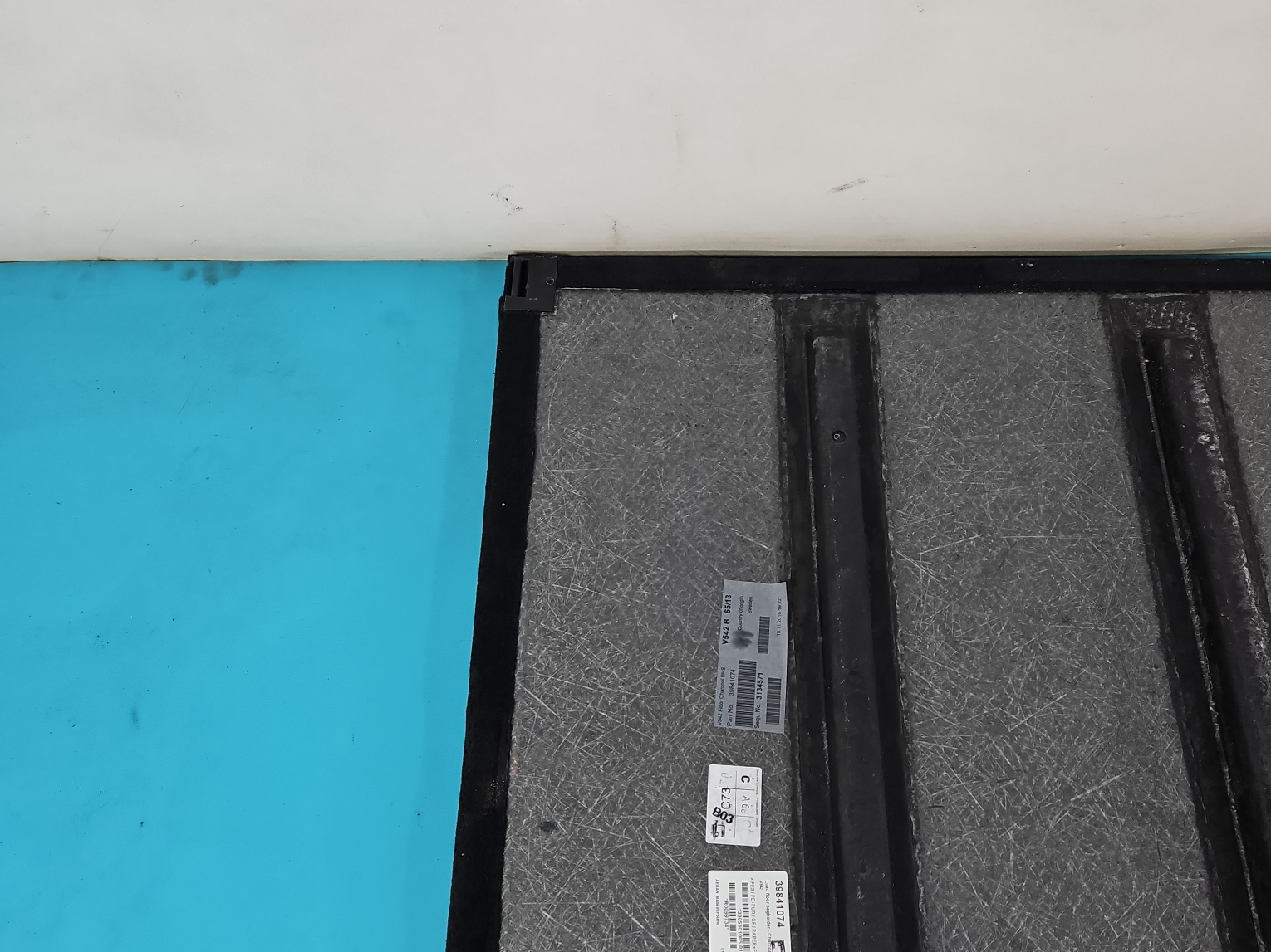 багажника volvo V90 39841074