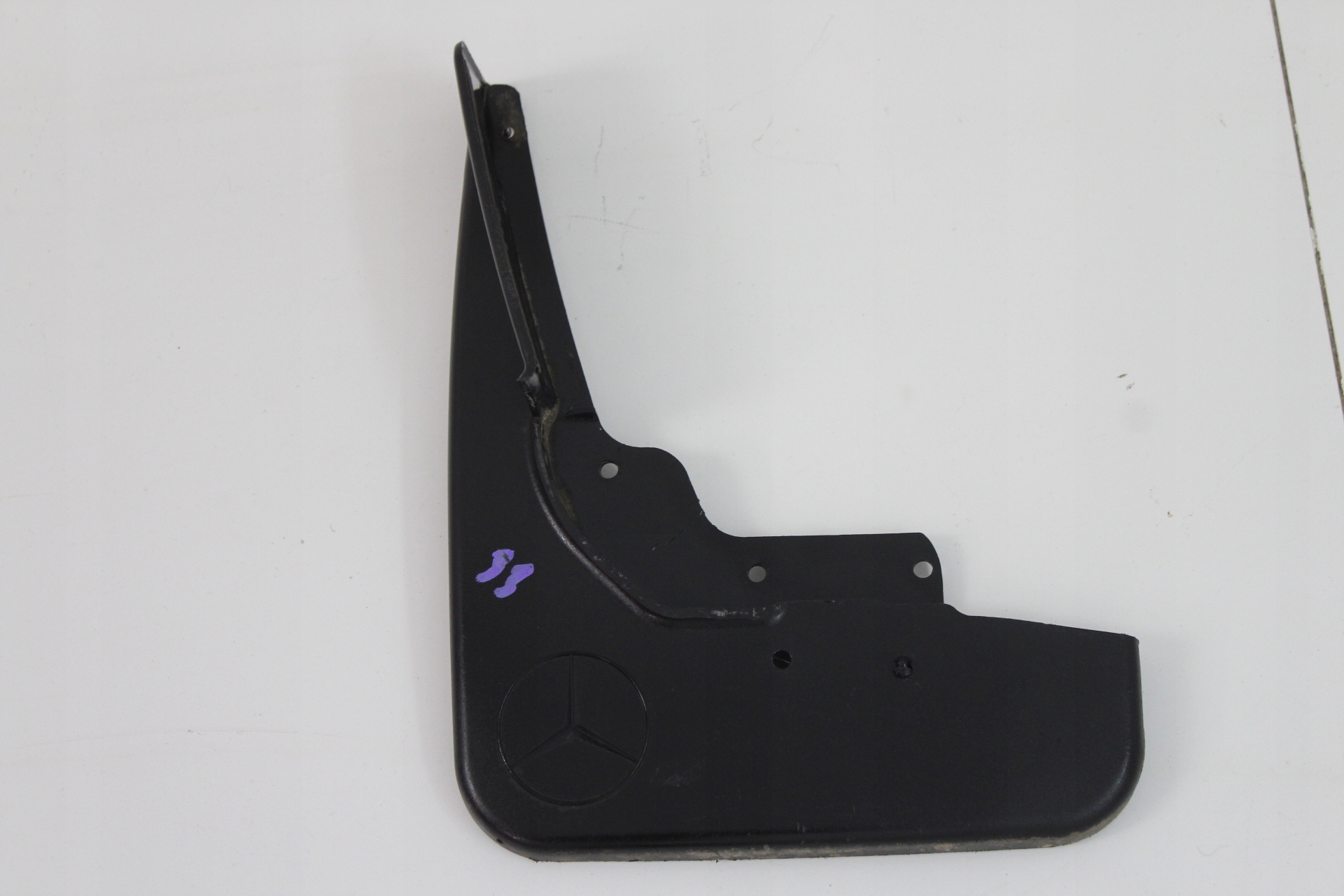 CHLAPACZ OSŁONA LEWY PRZÓD MERCEDES W164 05-08R Producent Mercedes-Benz OE