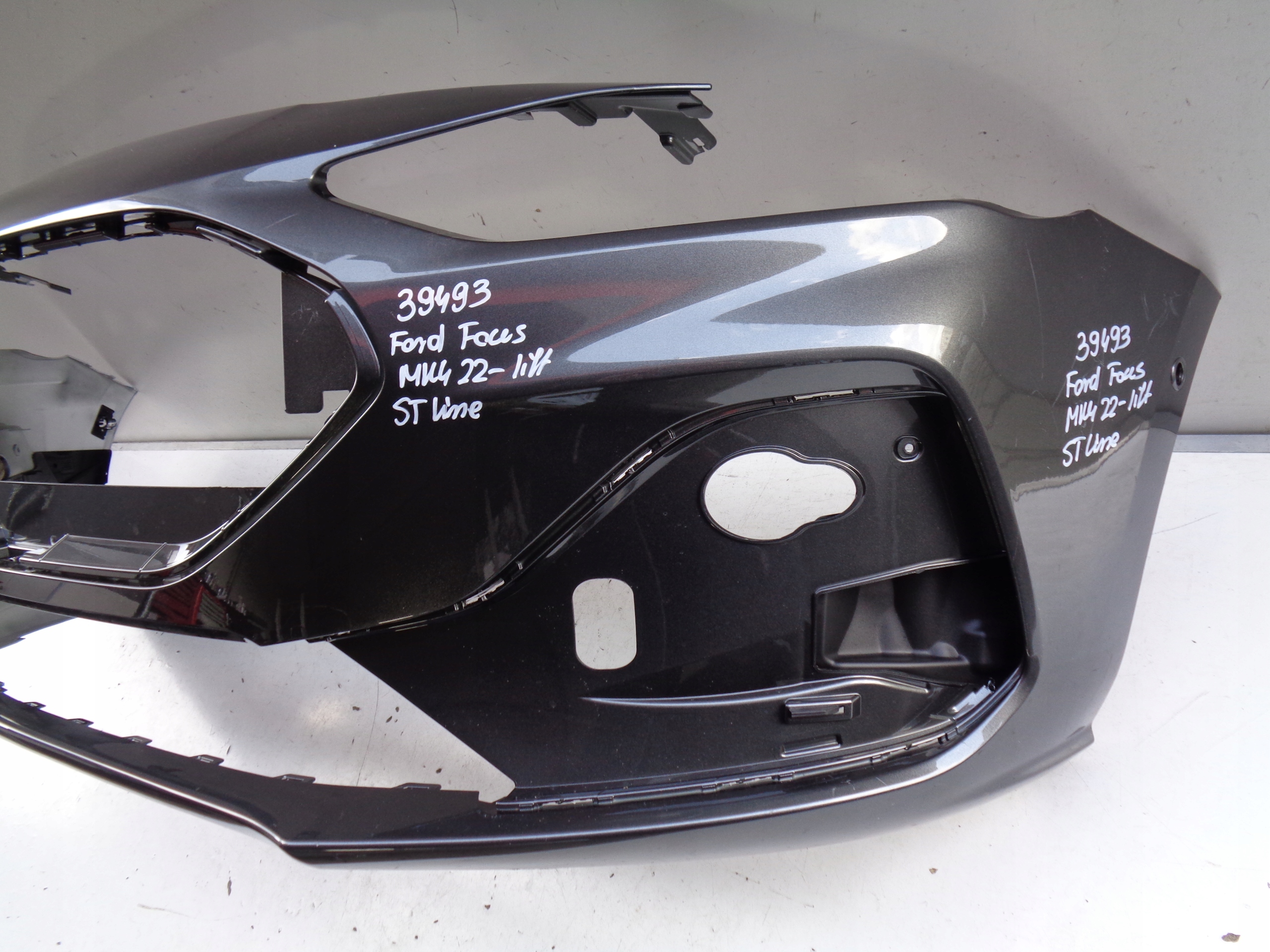 front bumper FORD FOCUS MK4 22- LIFT ST-LINE NR 39493