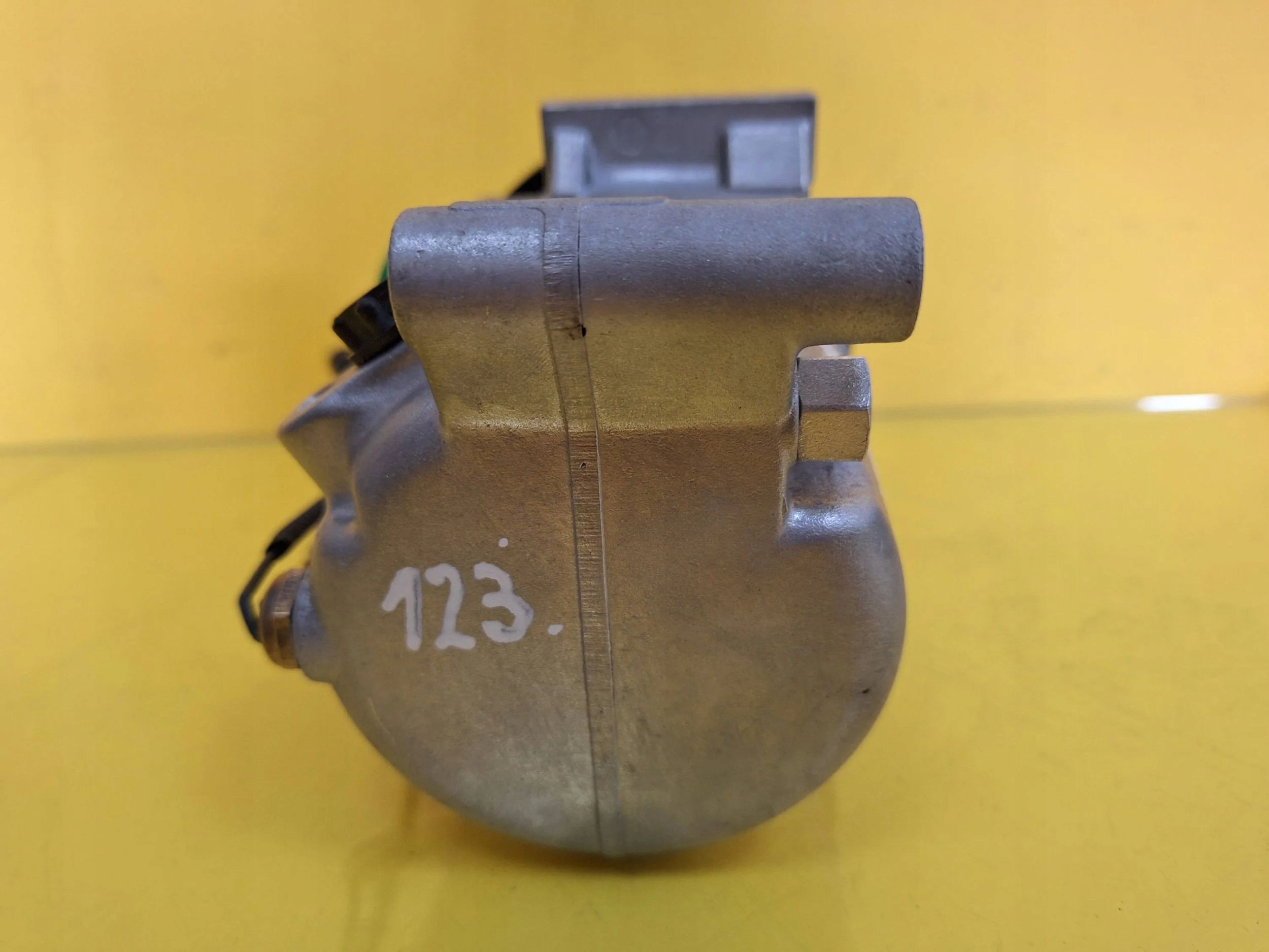 Компрессор кондиционера suzuki WAGON R+ 1.3 Бензин NR123