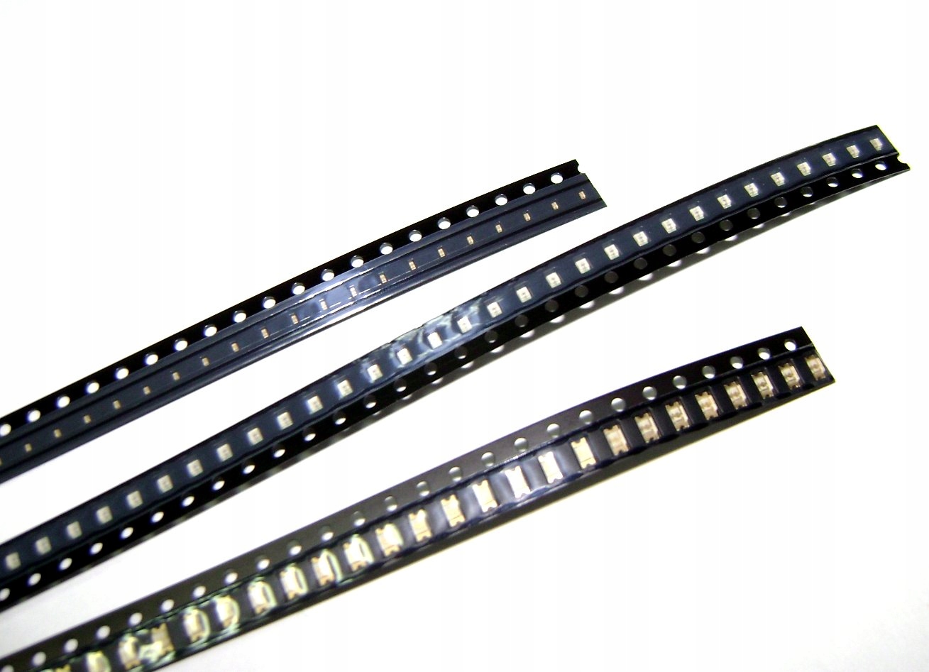 DIODA LED NIEBIESKA SMD 1206 50mCD 2,8V-3,3V