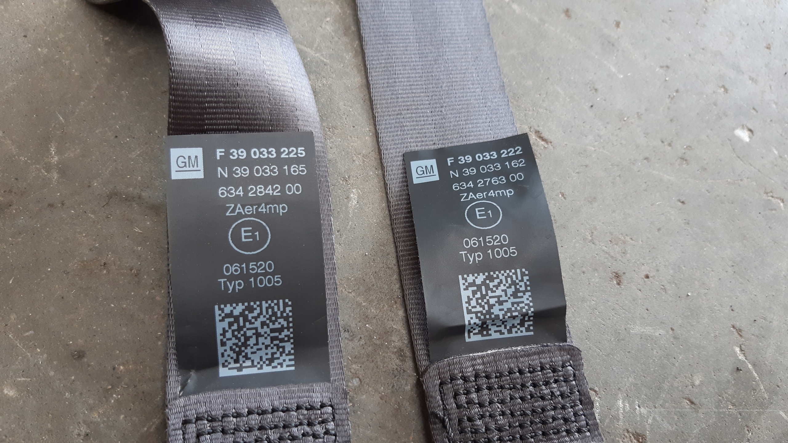 console airbags sensor tension belts adjusters kpl Opel Corsa E